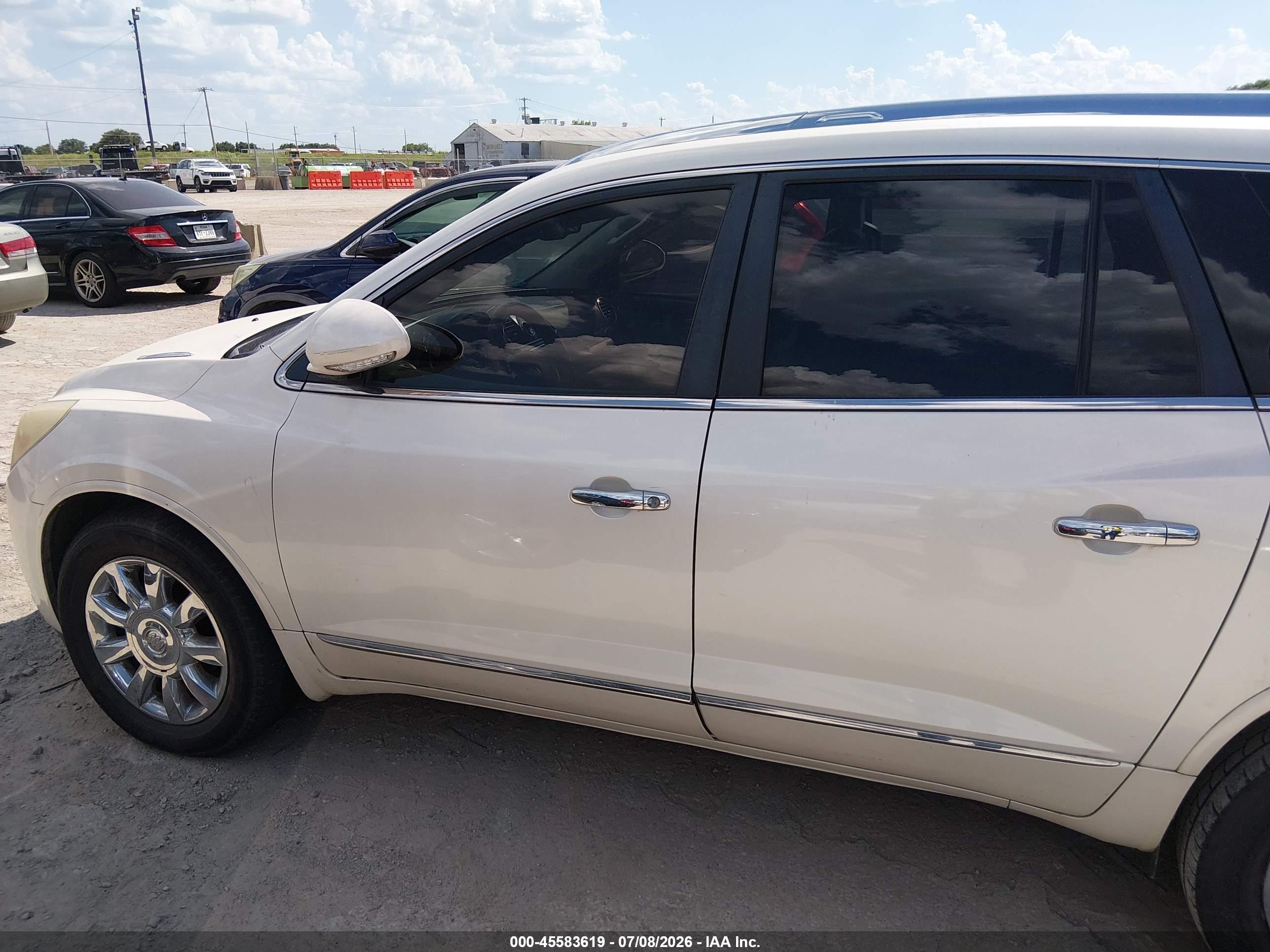 2013 Buick Enclave Leather White vin: 5GAKRCKD4DJ125309