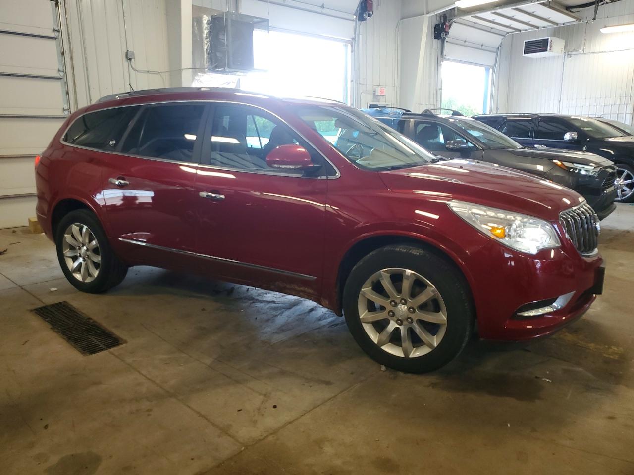 2014 Buick Enclave Red vin: 5GAKRCKD4EJ138241