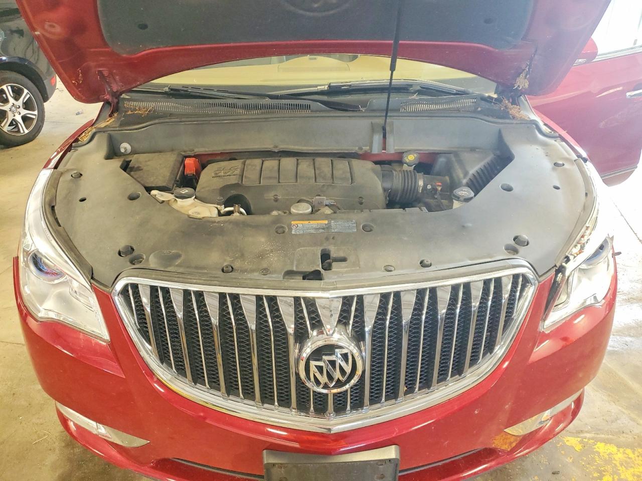2014 Buick Enclave Red vin: 5GAKRCKD4EJ138241