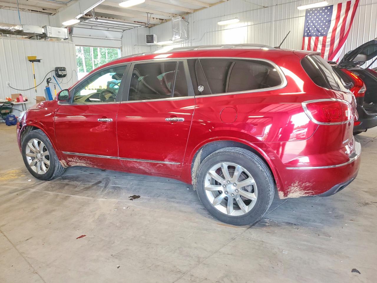 2014 Buick Enclave Red vin: 5GAKRCKD4EJ138241
