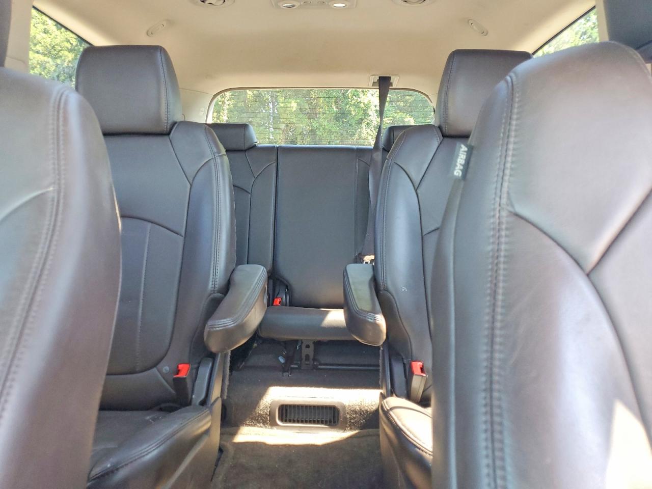 2014 Buick Enclave White vin: 5GAKRCKD4EJ175564