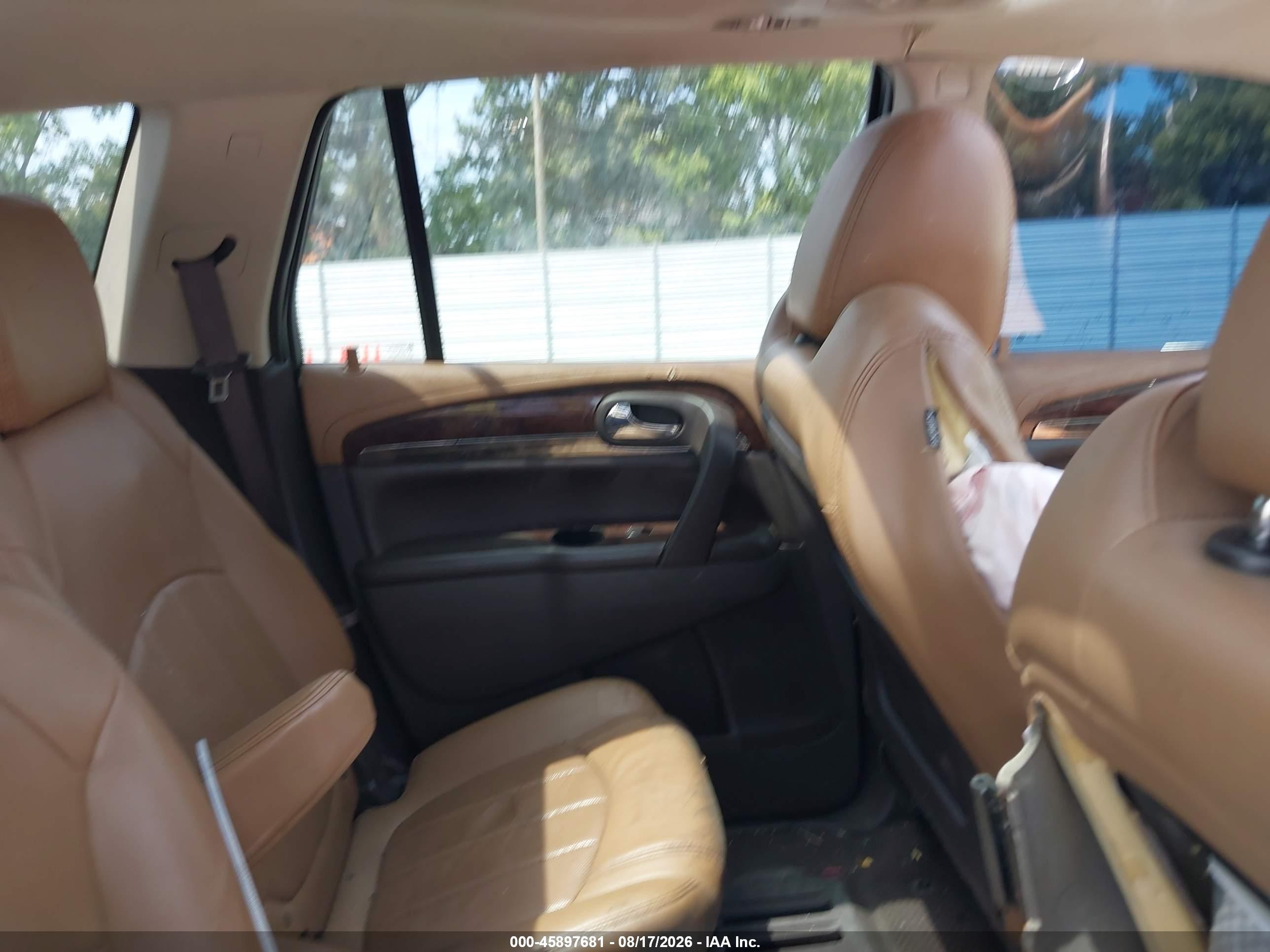 2017 Buick Enclave Premium White vin: 5GAKRCKD4HJ195494