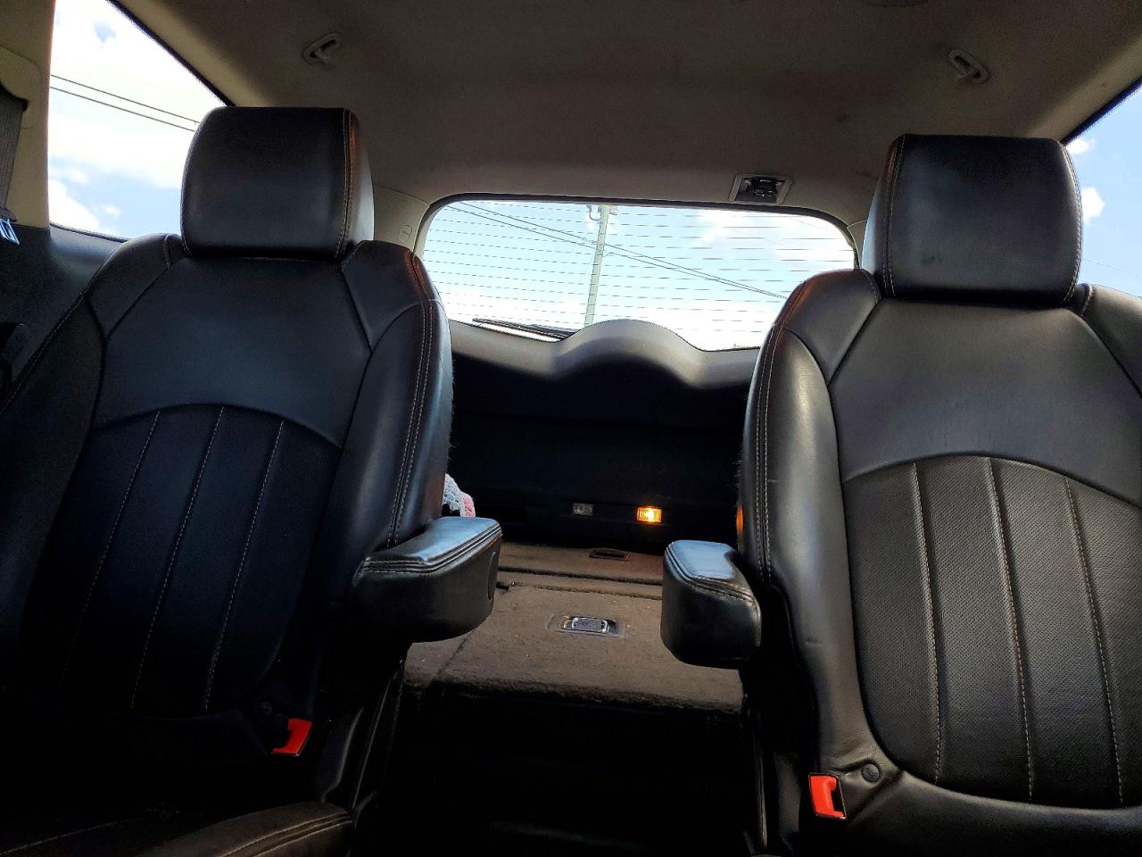 2013 Buick Enclave Gold vin: 5GAKRCKD5DJ137906