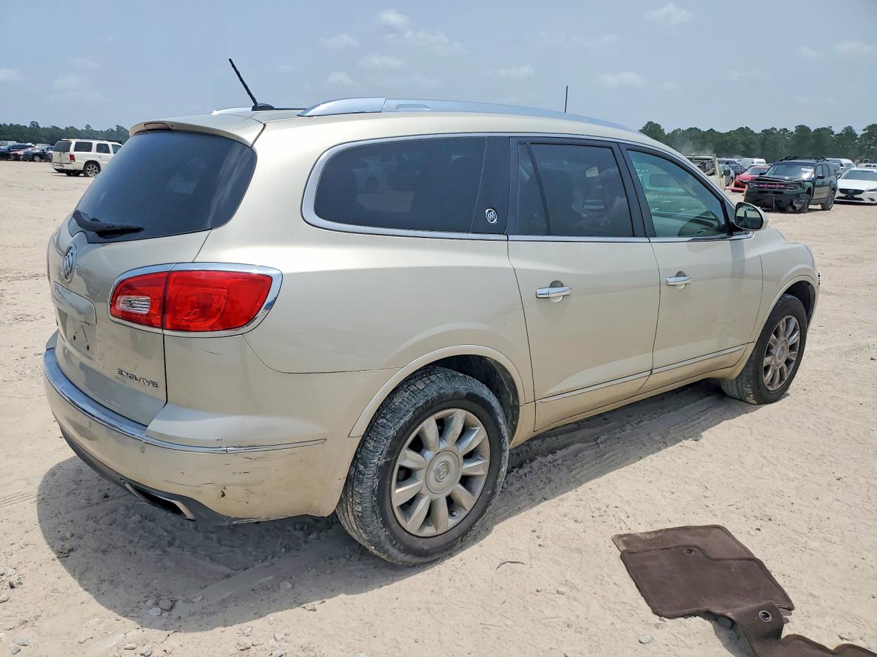 2013 Buick Enclave Beige vin: 5GAKRCKD5DJ211311