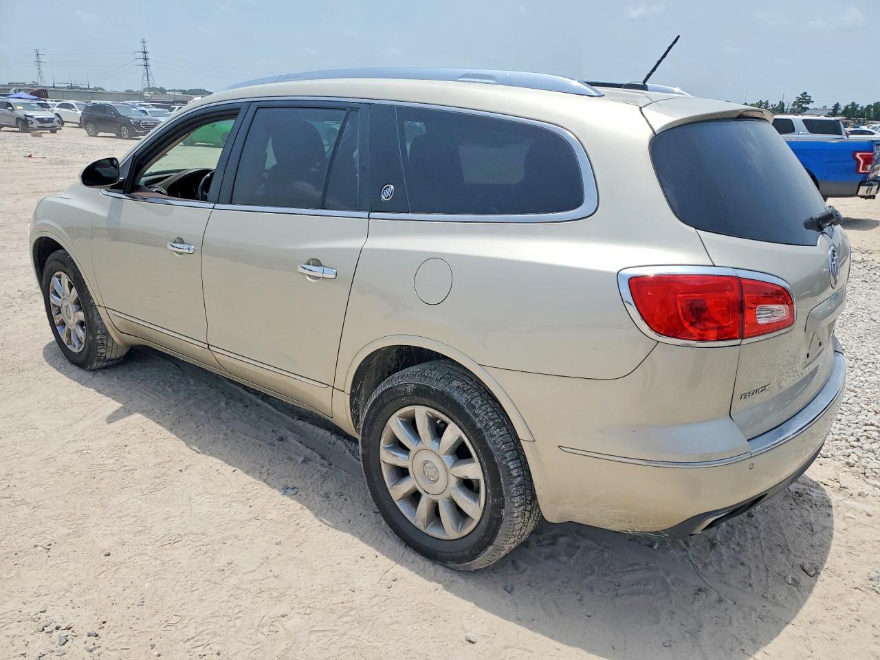 2013 Buick Enclave Beige vin: 5GAKRCKD5DJ211311