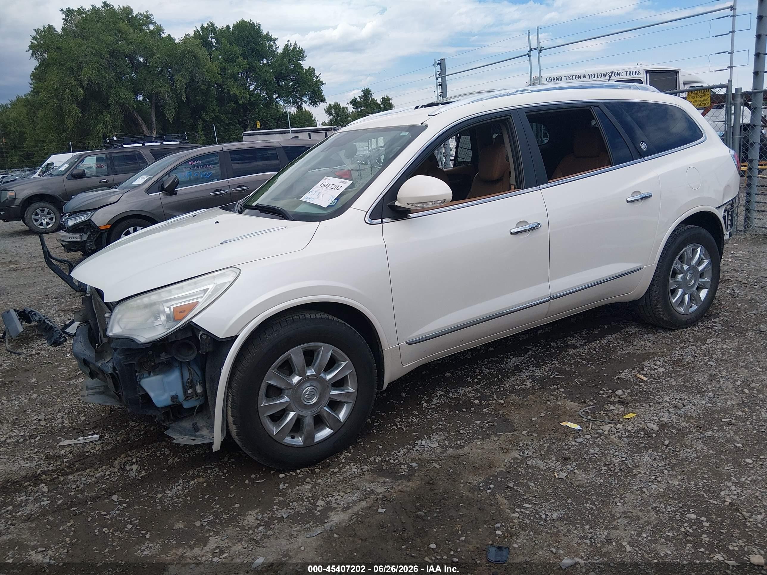 2015 Buick Enclave Premium Белый vin: 5GAKRCKD5FJ168530