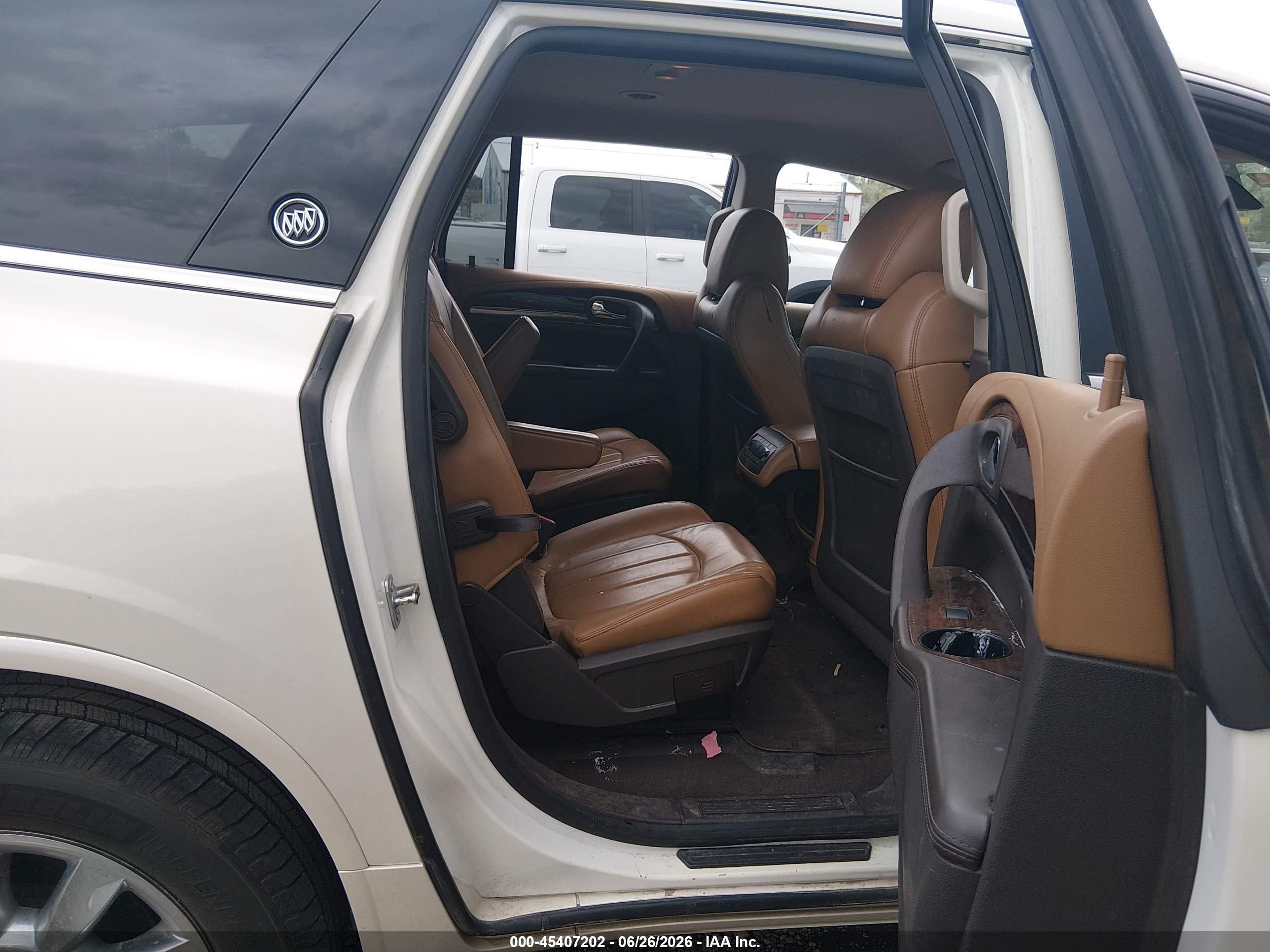 2015 Buick Enclave Premium Белый vin: 5GAKRCKD5FJ168530
