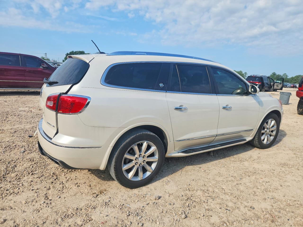 2015 Buick Enclave White vin: 5GAKRCKD5FJ332102