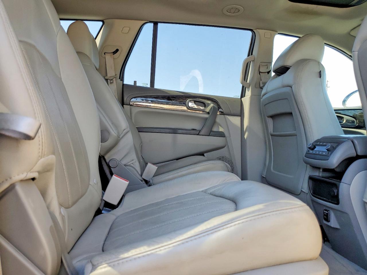2014 Buick Enclave Gray vin: 5GAKRCKD6EJ264472