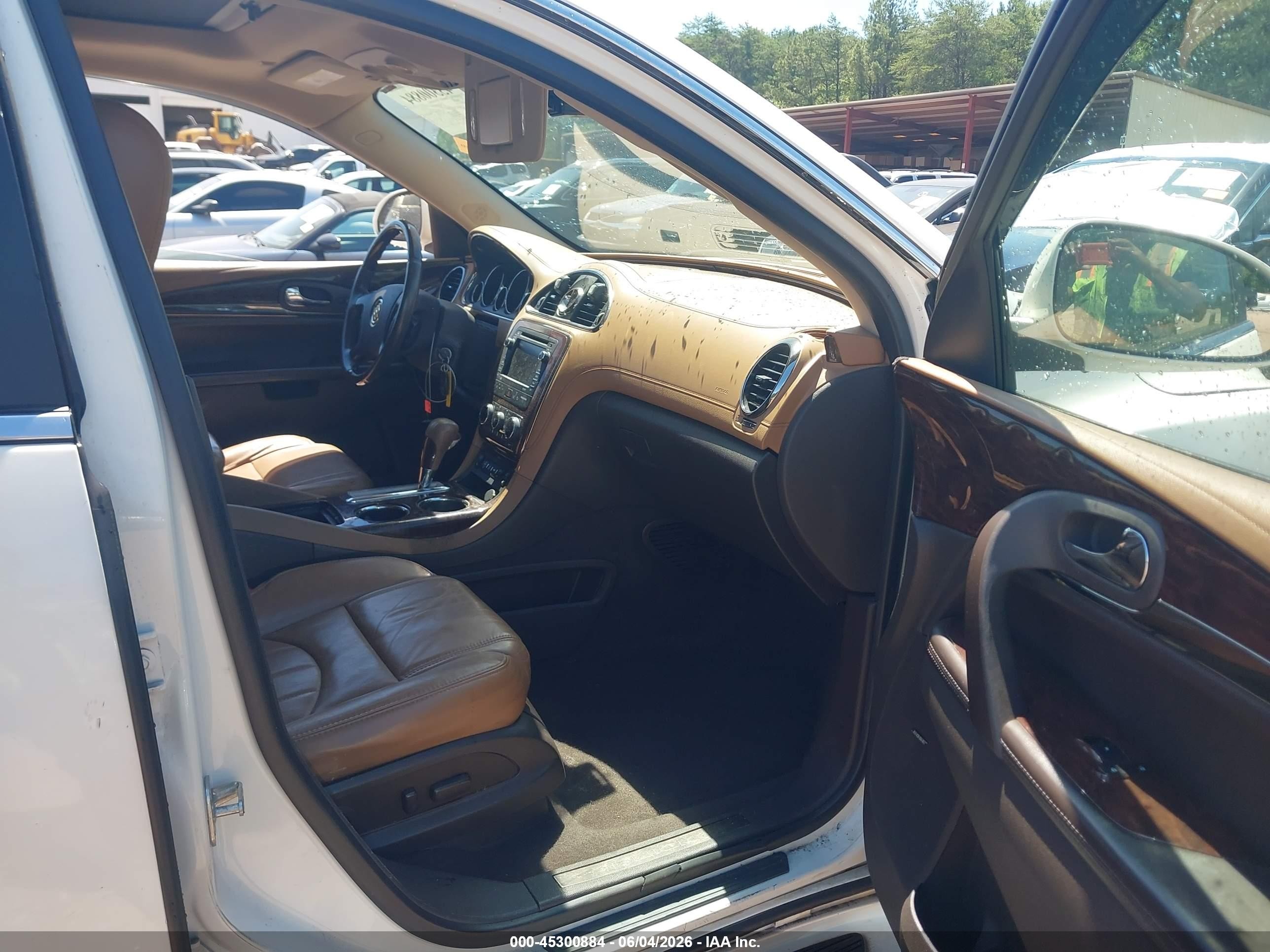 2014 Buick Enclave Premium White vin: 5GAKRCKD6EJ353748