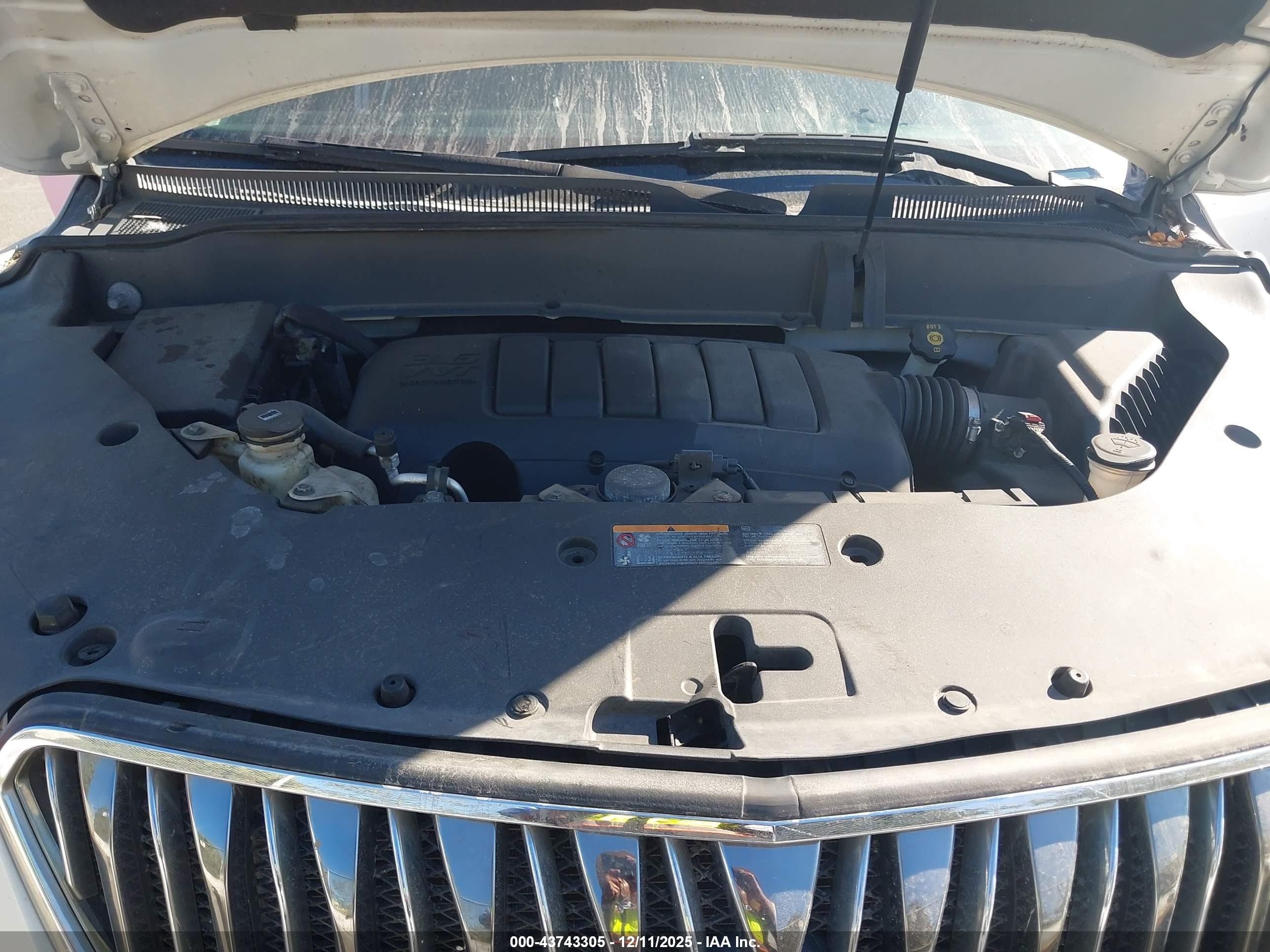 2015 Buick Enclave Premium White vin: 5GAKRCKD6FJ244160