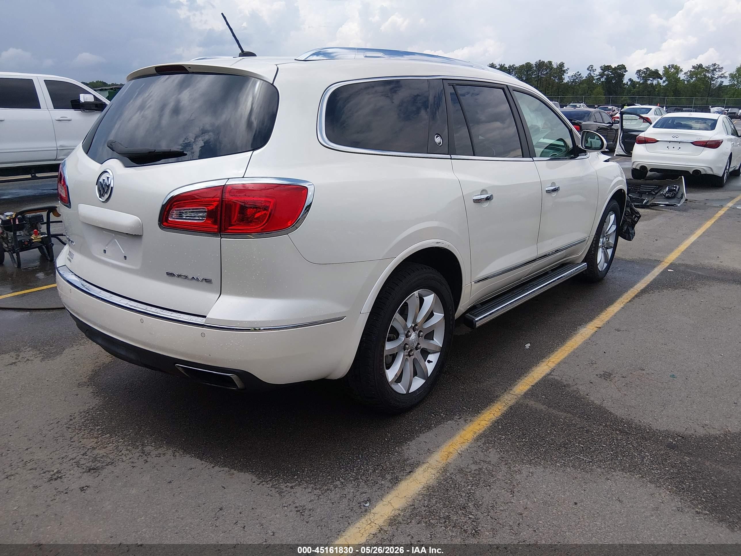 2015 Buick Enclave Premium Белый vin: 5GAKRCKD7FJ122410