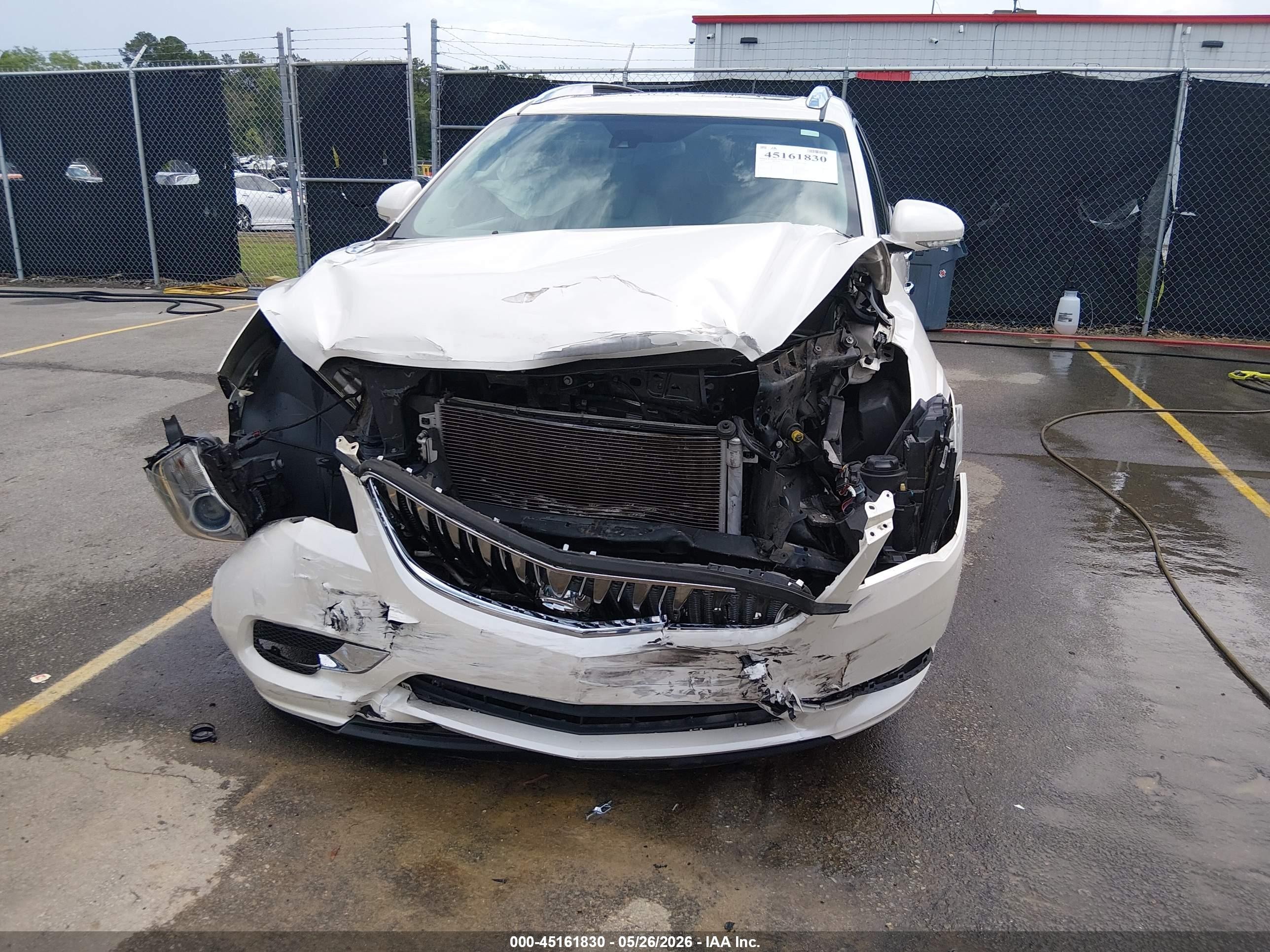 2015 Buick Enclave Premium Белый vin: 5GAKRCKD7FJ122410