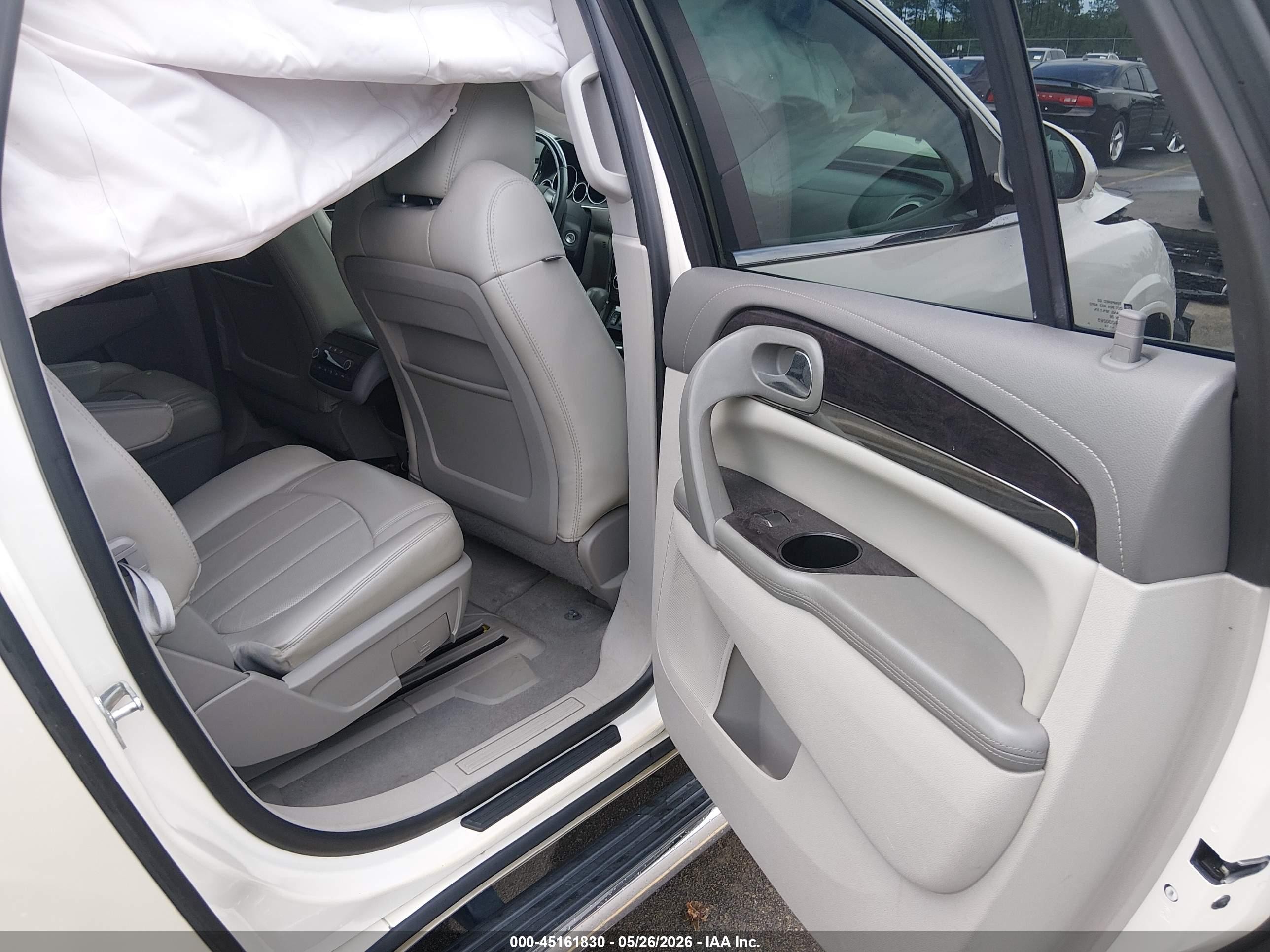 2015 Buick Enclave Premium Белый vin: 5GAKRCKD7FJ122410