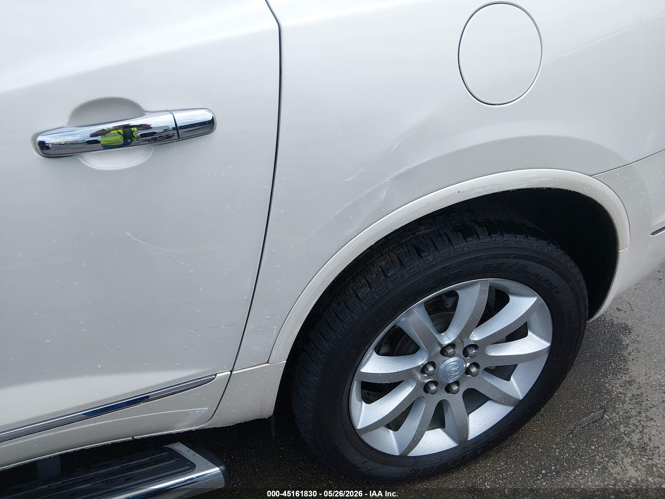 2015 Buick Enclave Premium Белый vin: 5GAKRCKD7FJ122410
