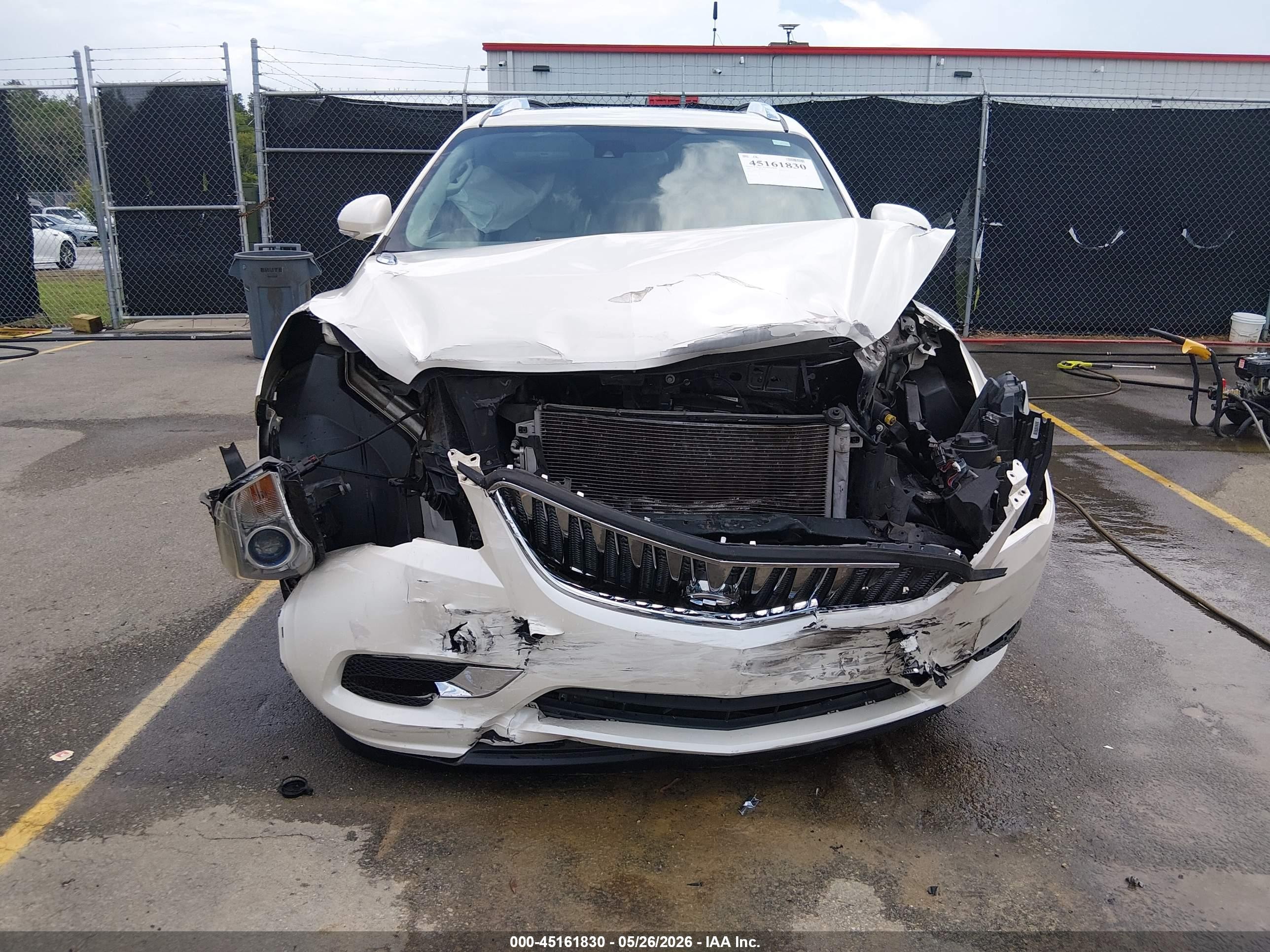 2015 Buick Enclave Premium Белый vin: 5GAKRCKD7FJ122410