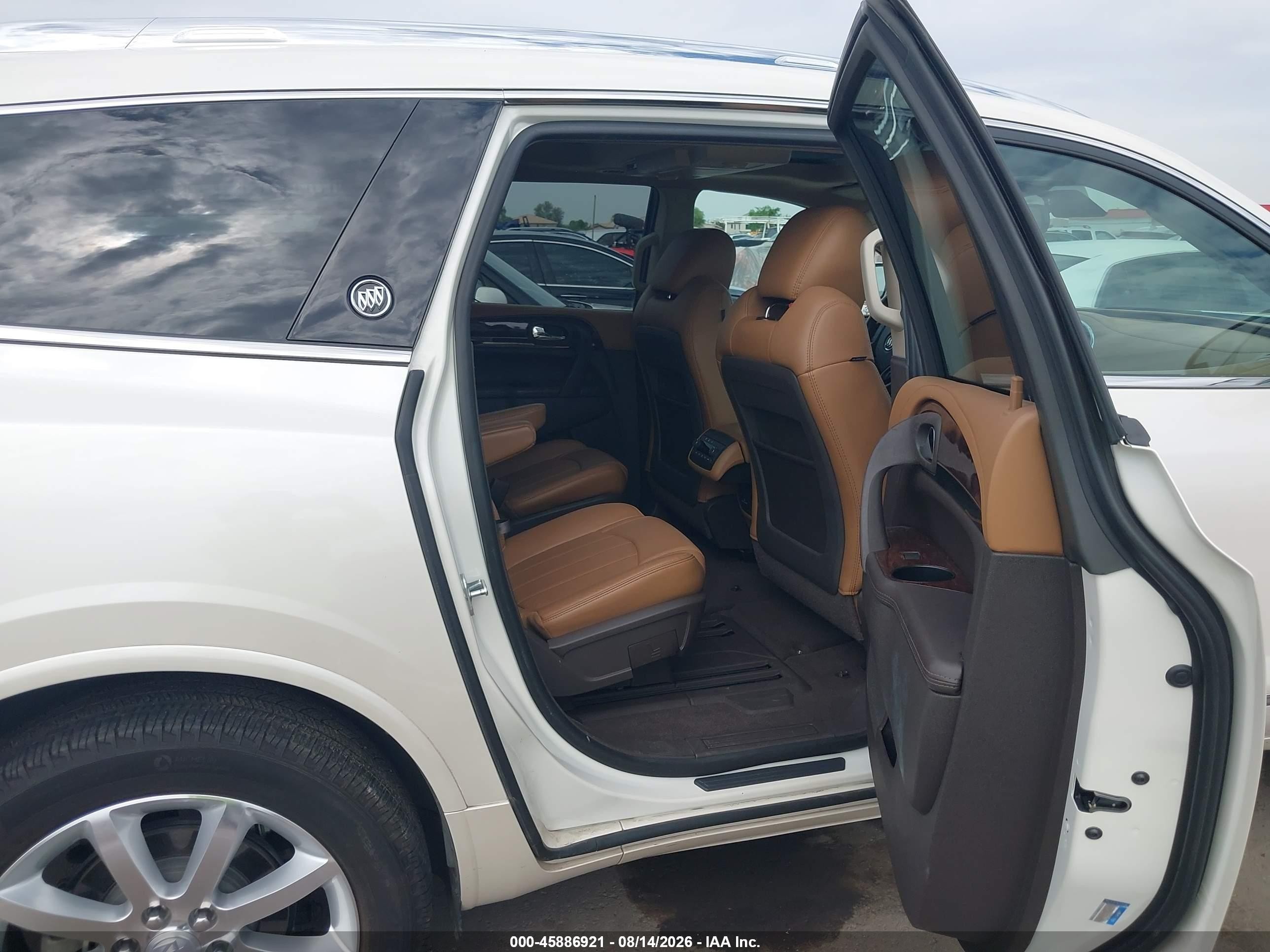2014 Buick Enclave Premium Белый vin: 5GAKRCKD8EJ357722