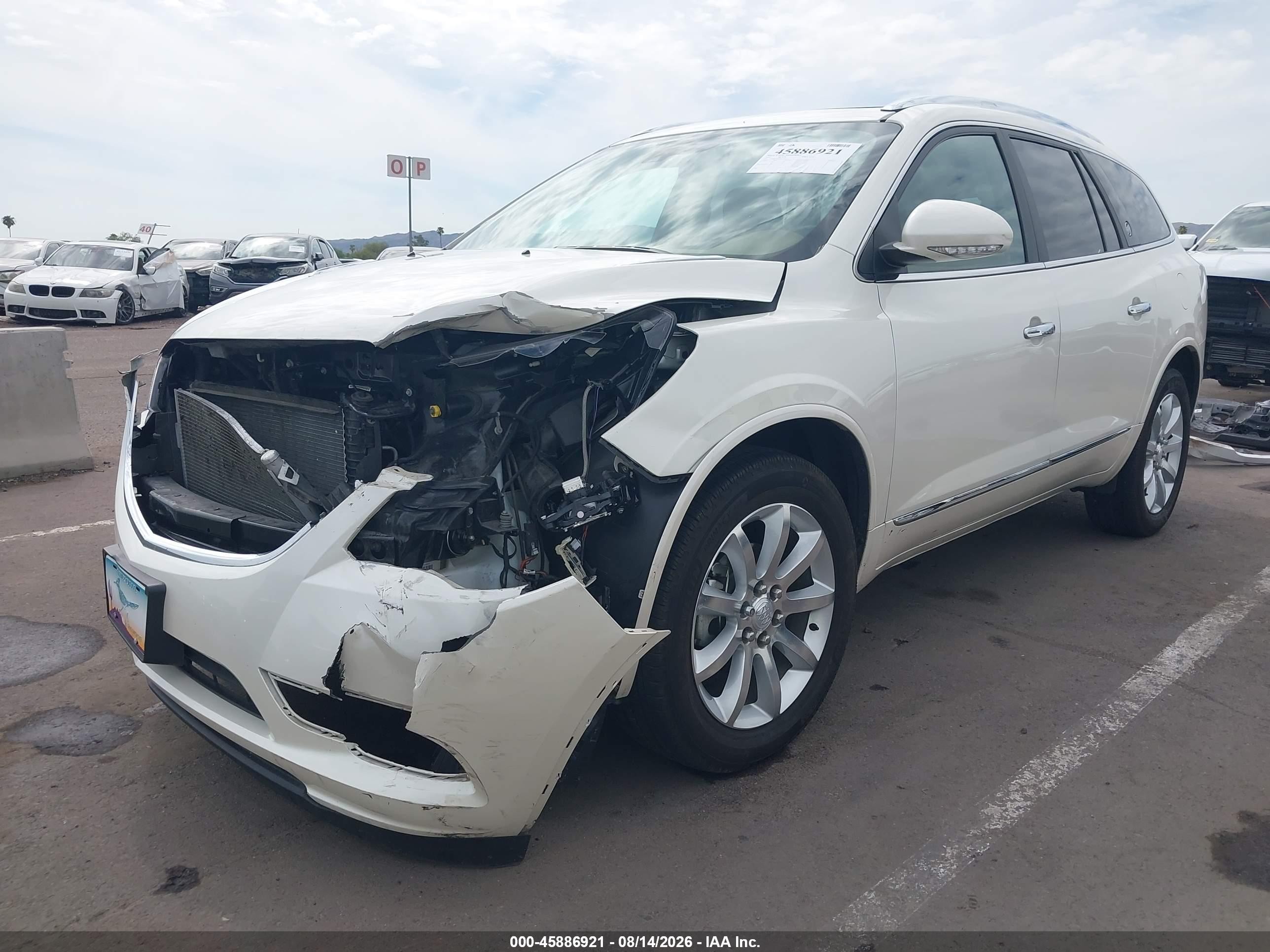 2014 Buick Enclave Premium Белый vin: 5GAKRCKD8EJ357722