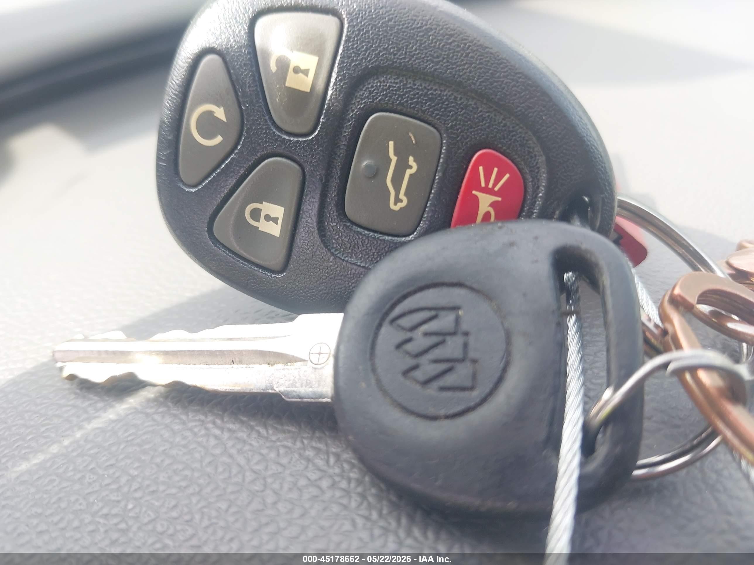 2015 Buick Enclave Premium Серебряный vin: 5GAKRCKD8FJ309381