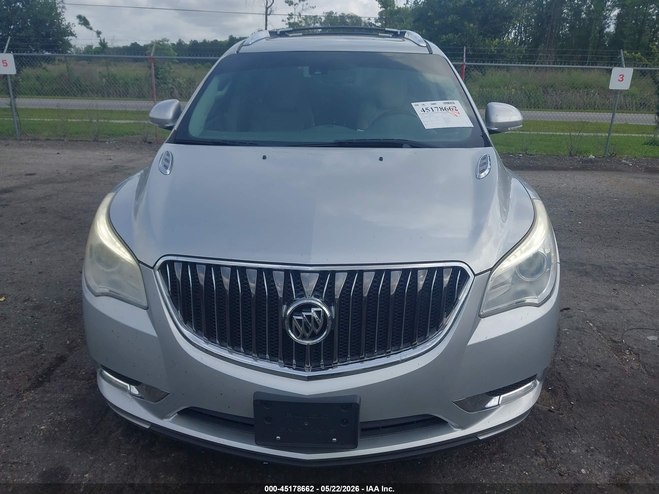 2015 Buick Enclave Premium Серебряный vin: 5GAKRCKD8FJ309381