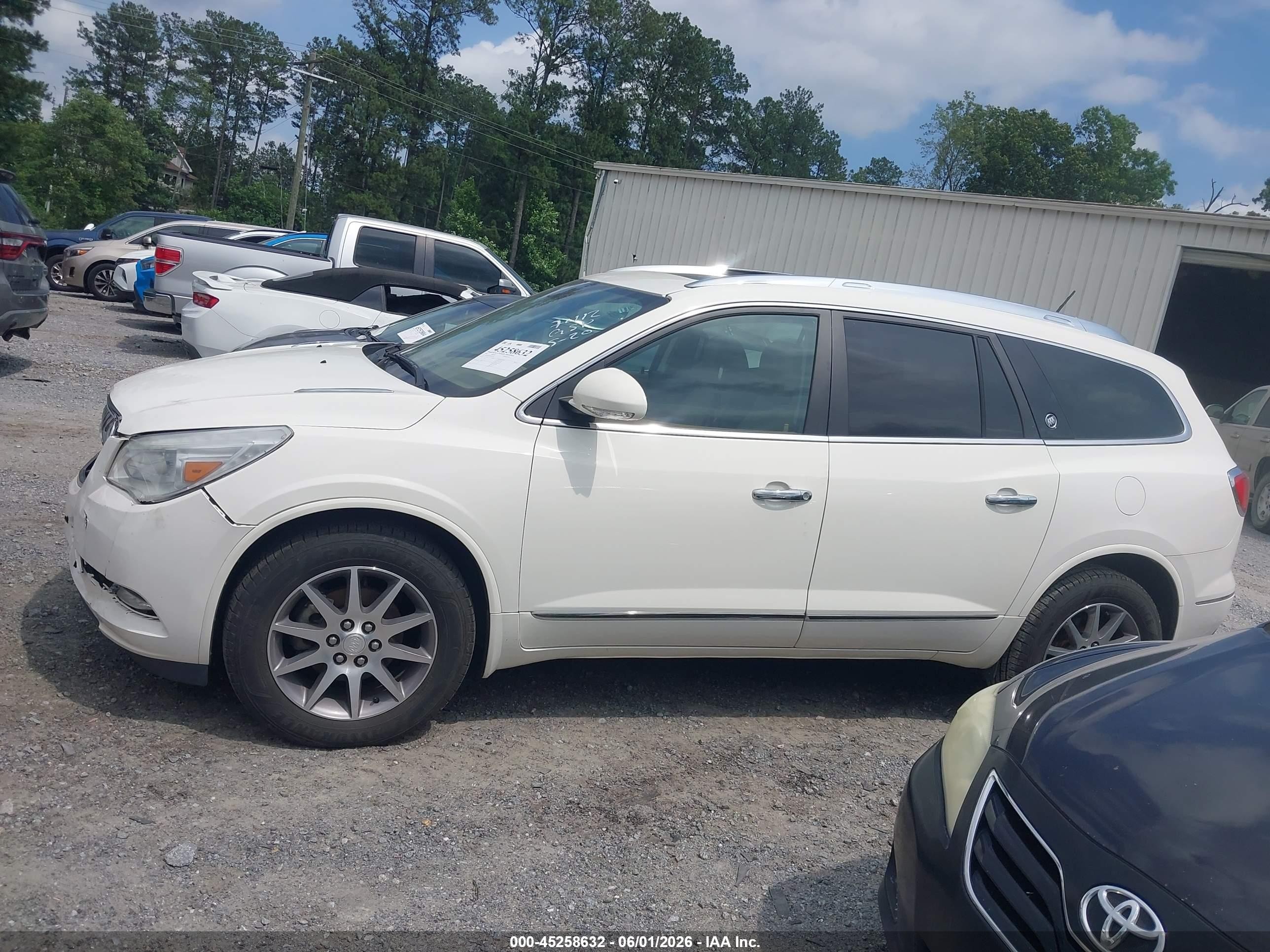 2013 Buick Enclave Leather White vin: 5GAKRCKD9DJ237412