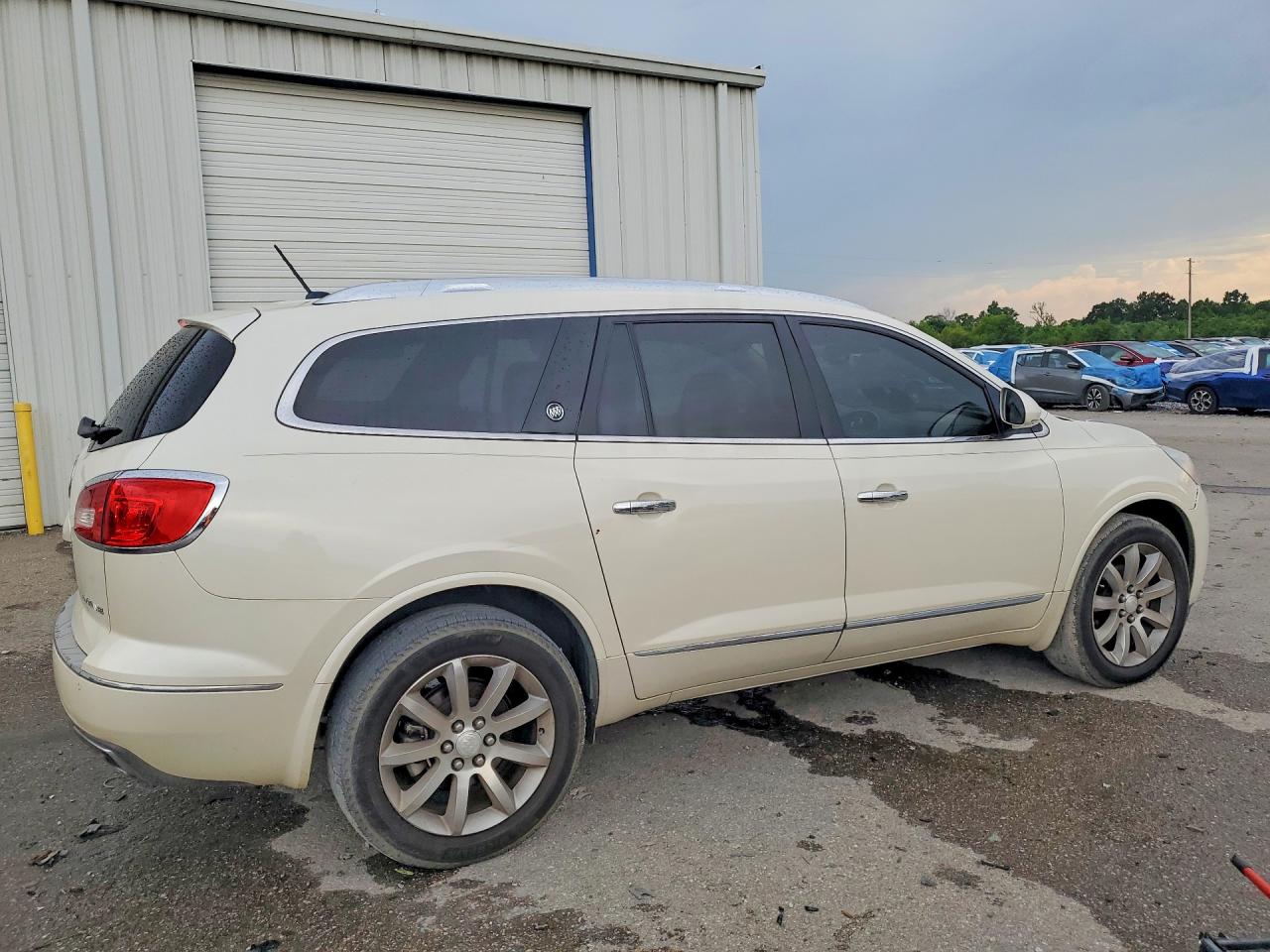 2014 Buick Enclave White vin: 5GAKRCKD9EJ342761