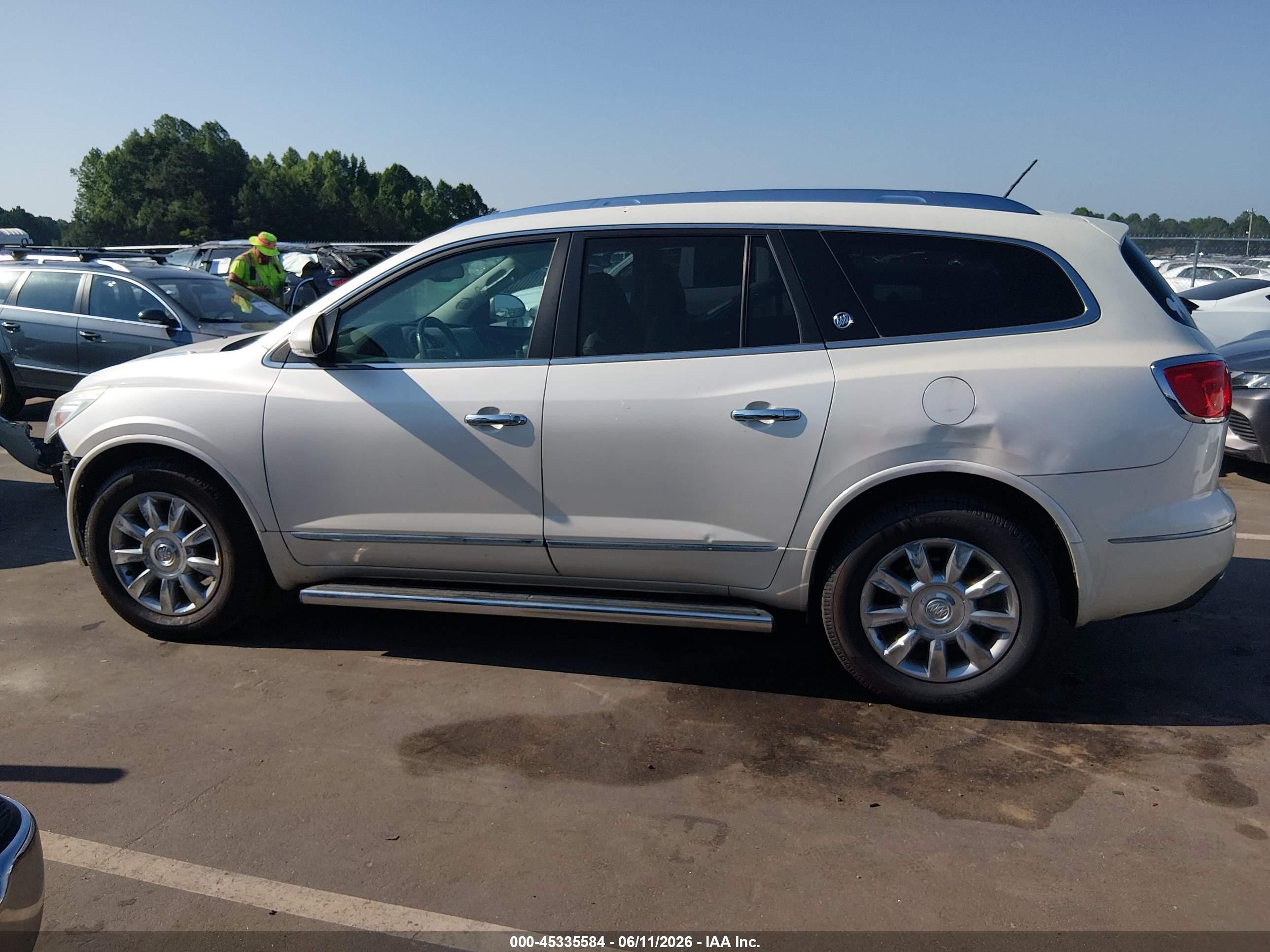 2015 Buick Enclave Premium White vin: 5GAKRCKD9FJ146952