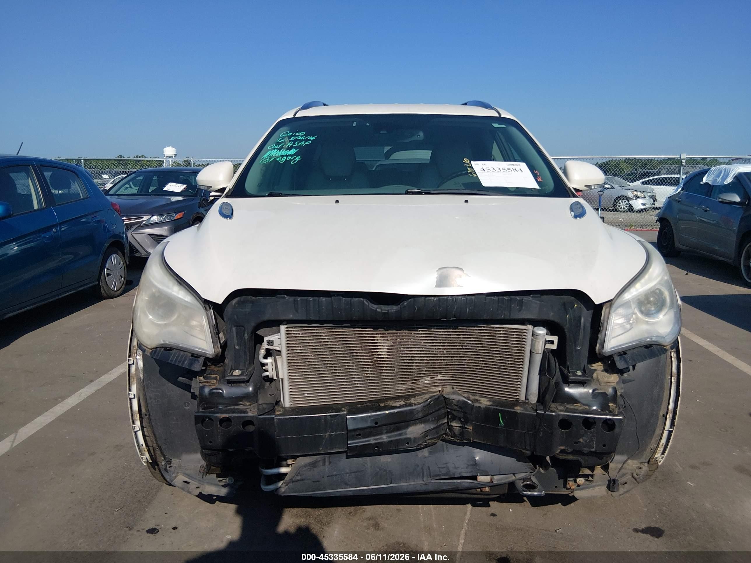 2015 Buick Enclave Premium White vin: 5GAKRCKD9FJ146952