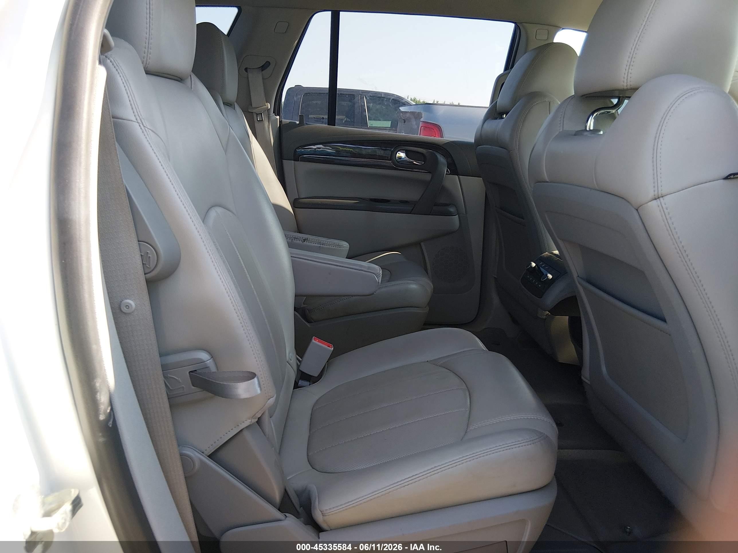 2015 Buick Enclave Premium White vin: 5GAKRCKD9FJ146952