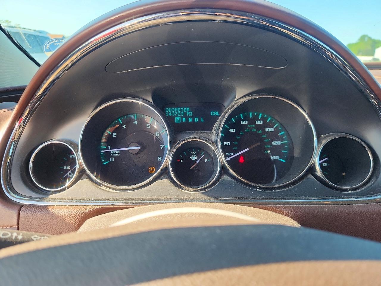 2014 Buick Enclave Burgundy vin: 5GAKRCKDXEJ183720