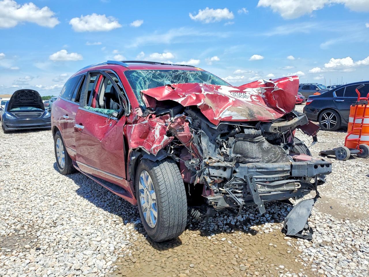 2014 Buick Enclave Red vin: 5GAKRCKDXEJ280013