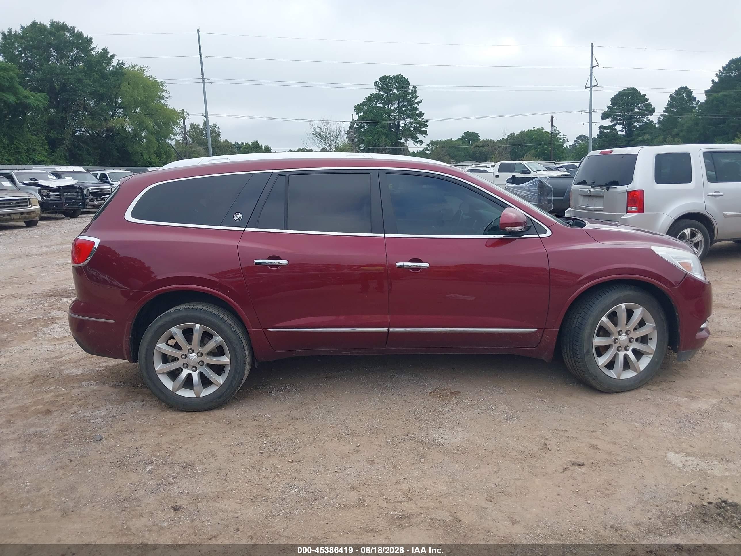 2015 Buick Enclave Premium Burgundy vin: 5GAKRCKDXFJ356203