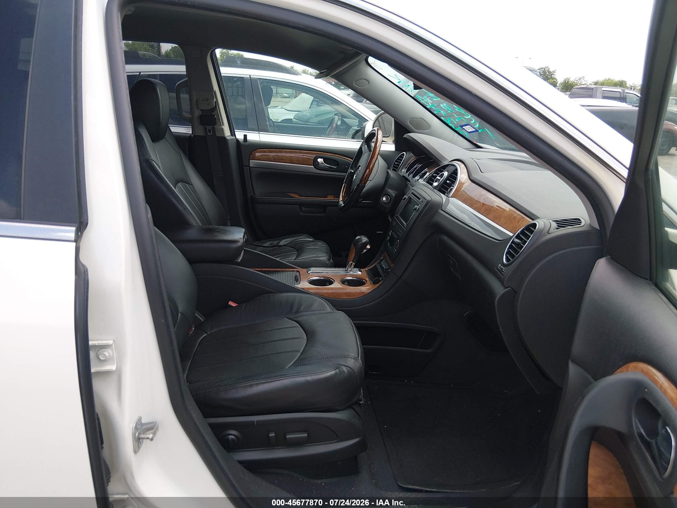 2012 Buick Enclave Premium Cream vin: 5GAKRDED0CJ262943
