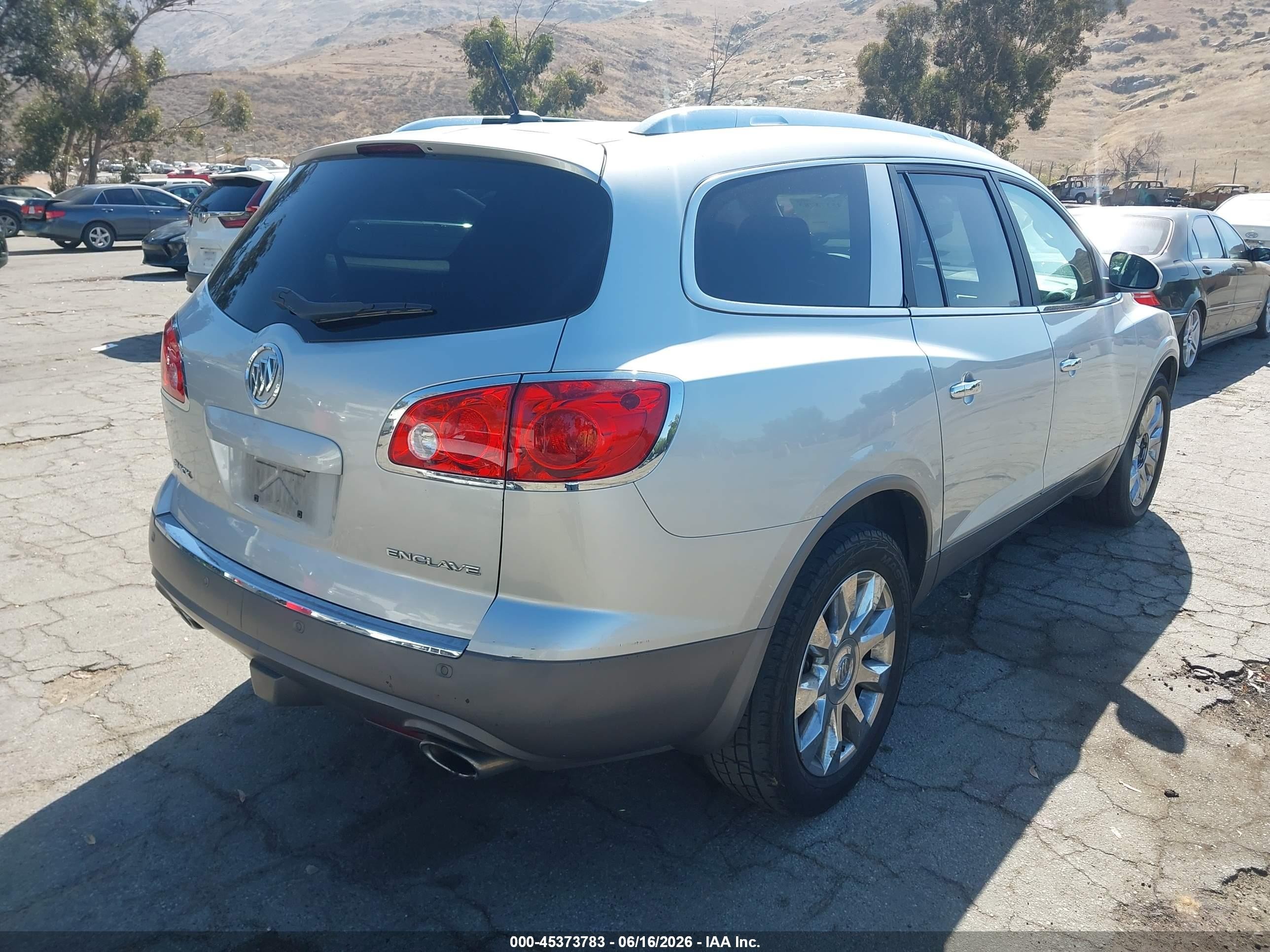 2012 Buick Enclave Premium Silver vin: 5GAKRDED0CJ270542