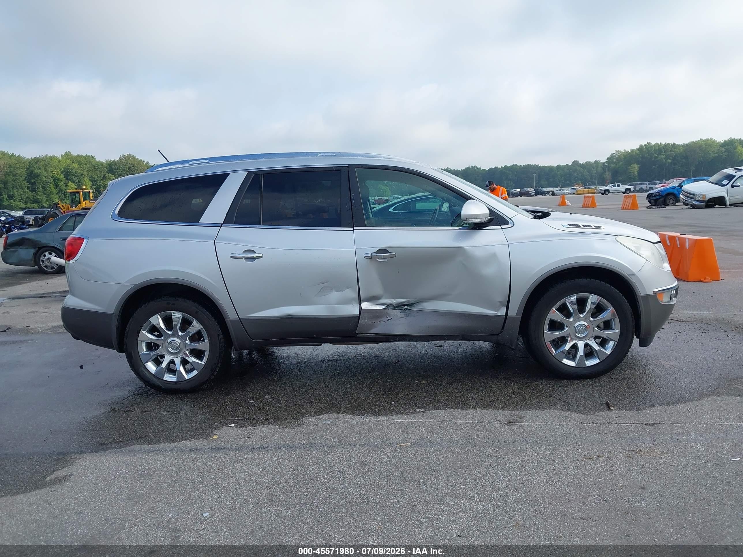 2012 Buick Enclave Premium Silver vin: 5GAKRDED2CJ304304