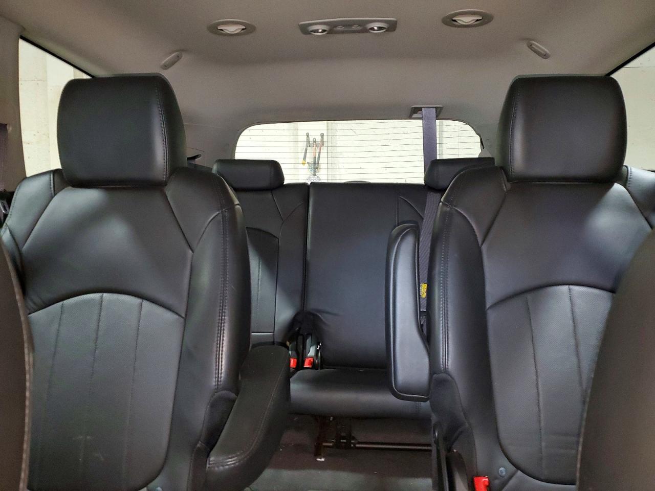 2012 Buick Enclave Серебряный vin: 5GAKRDED3CJ249247