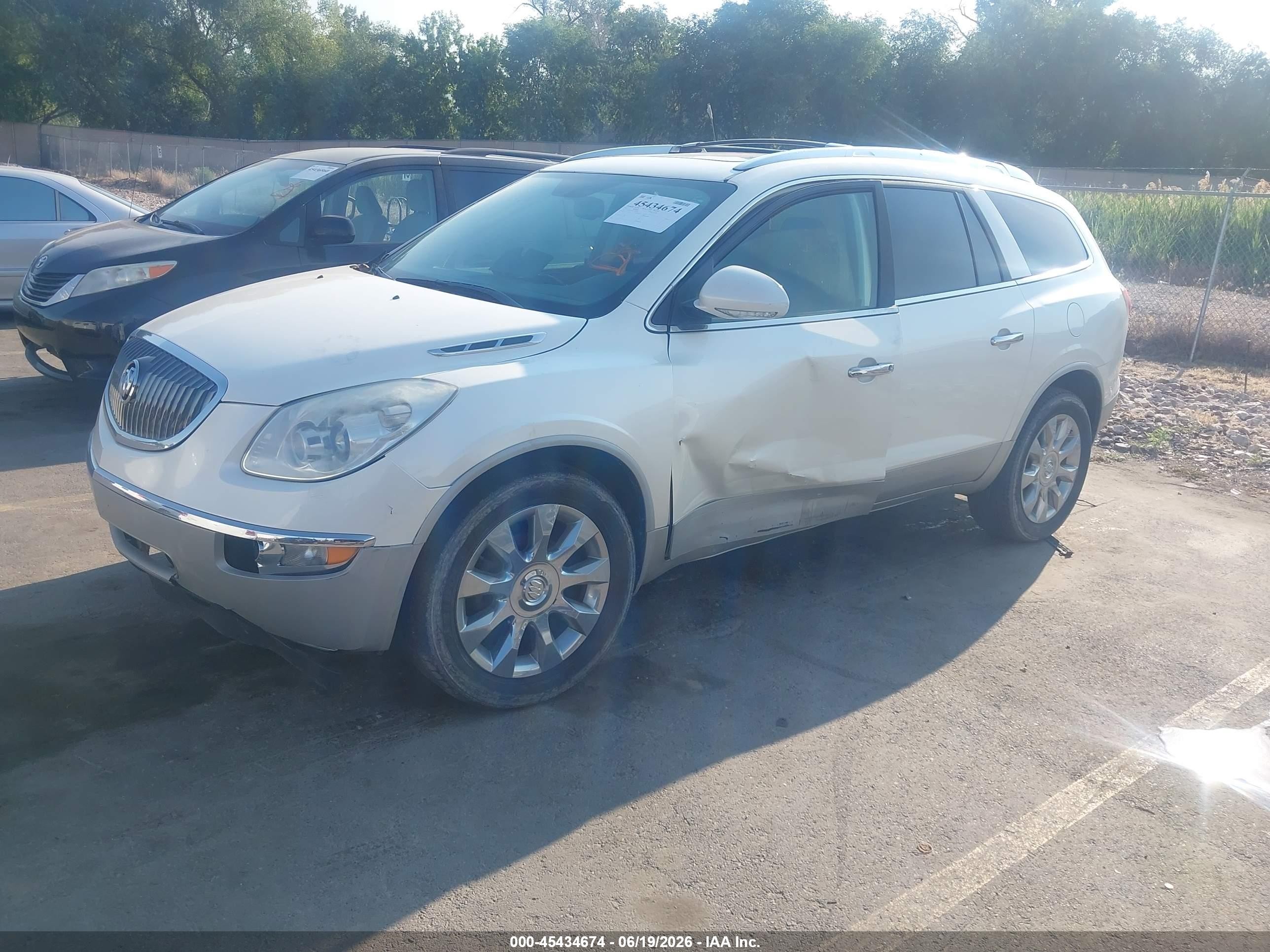 2012 Buick Enclave Premium White vin: 5GAKRDED4CJ256580