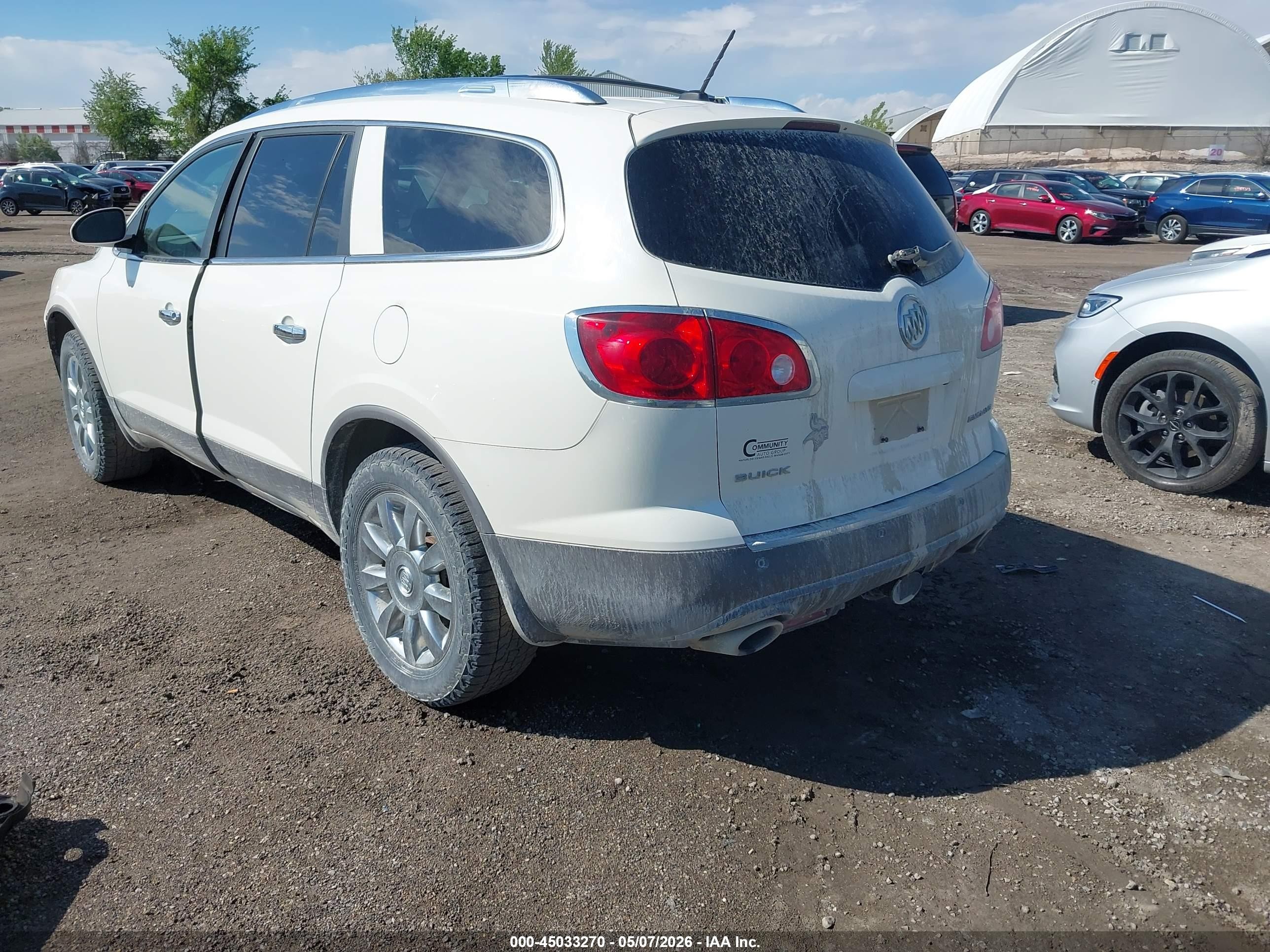 2012 Buick Enclave Premium Белый vin: 5GAKRDED6CJ309201
