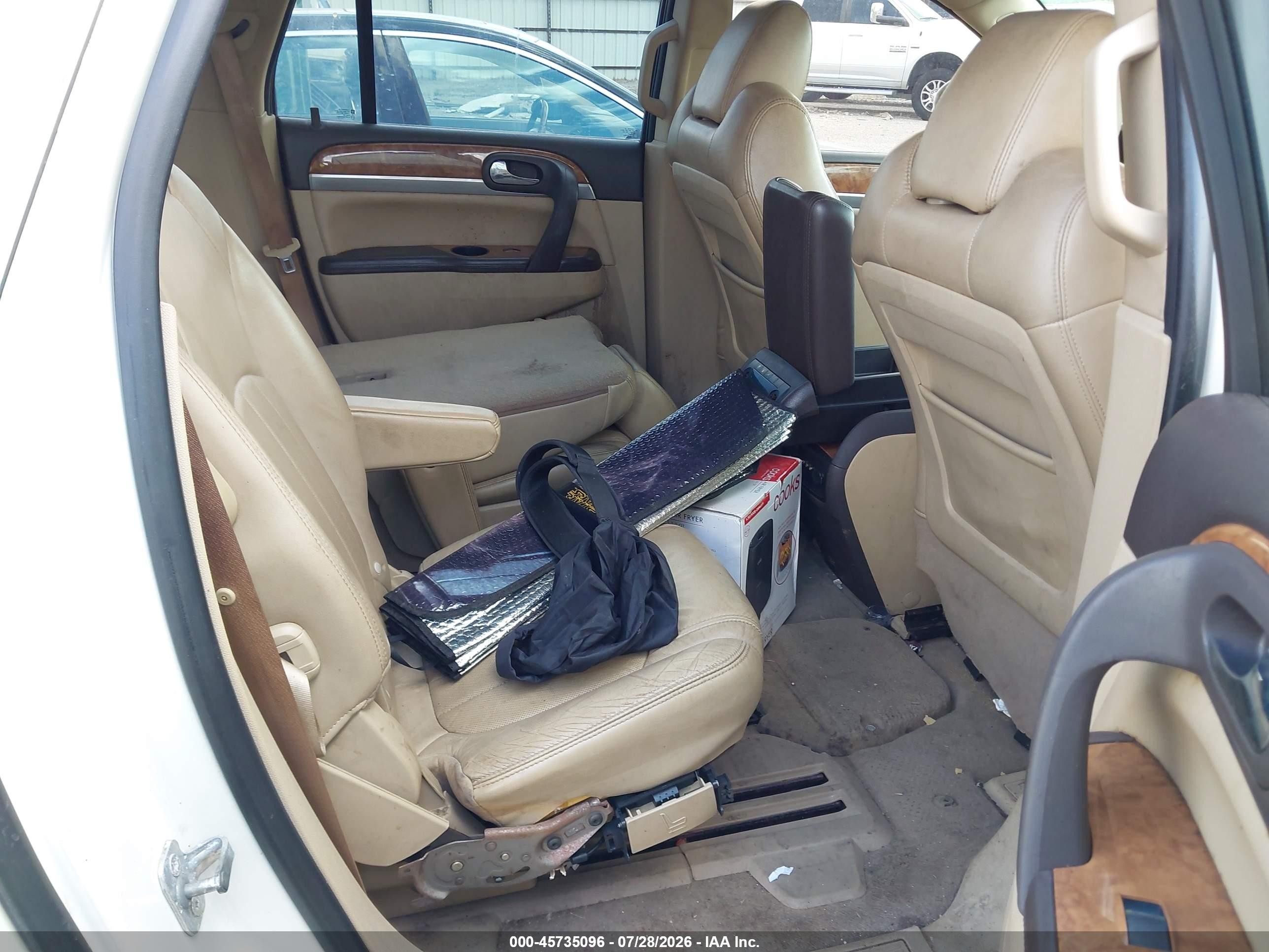 2012 Buick Enclave Premium Cream vin: 5GAKRDED6CJ327603