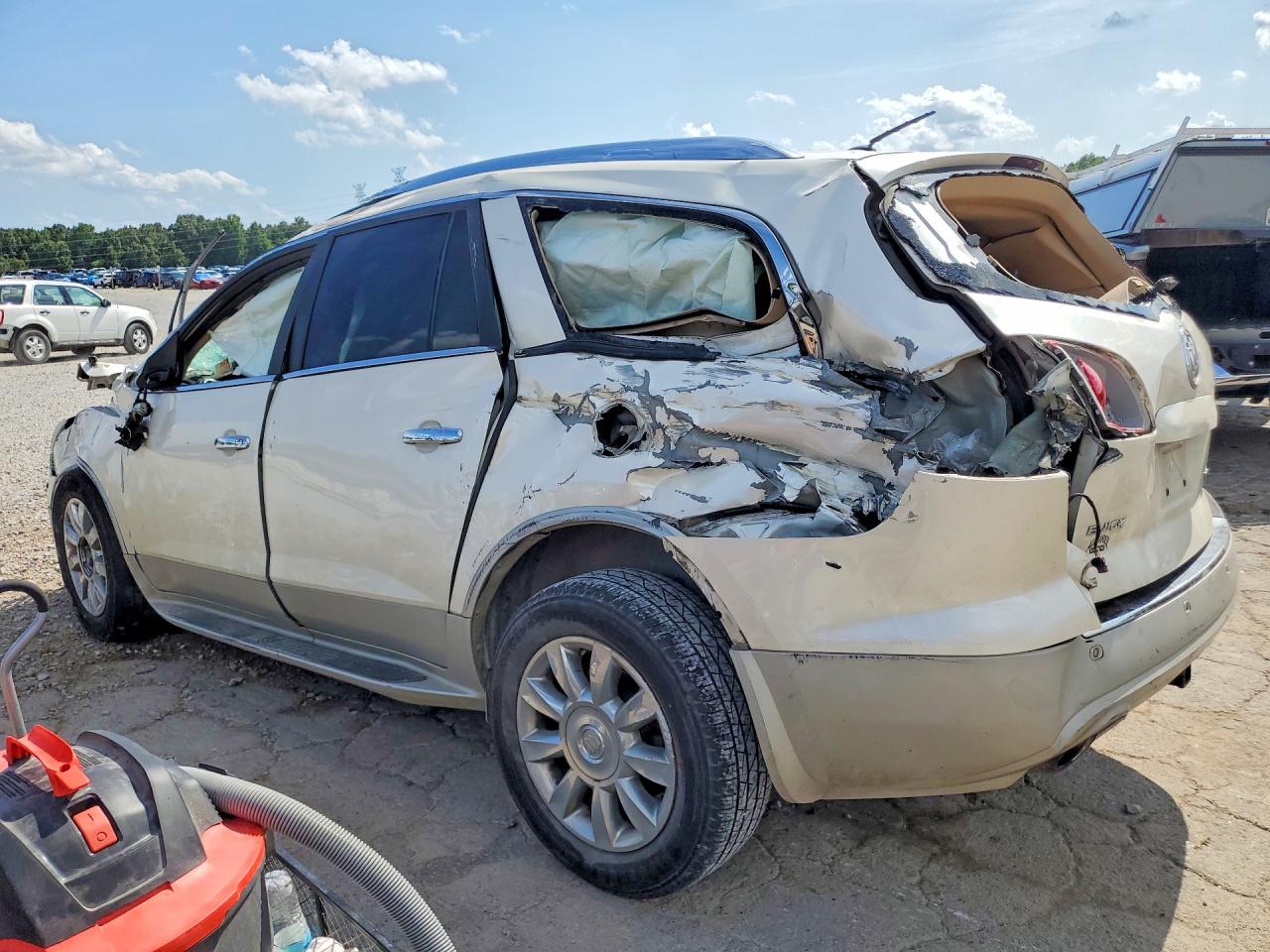 2012 Buick Enclave White vin: 5GAKRDED9CJ275271