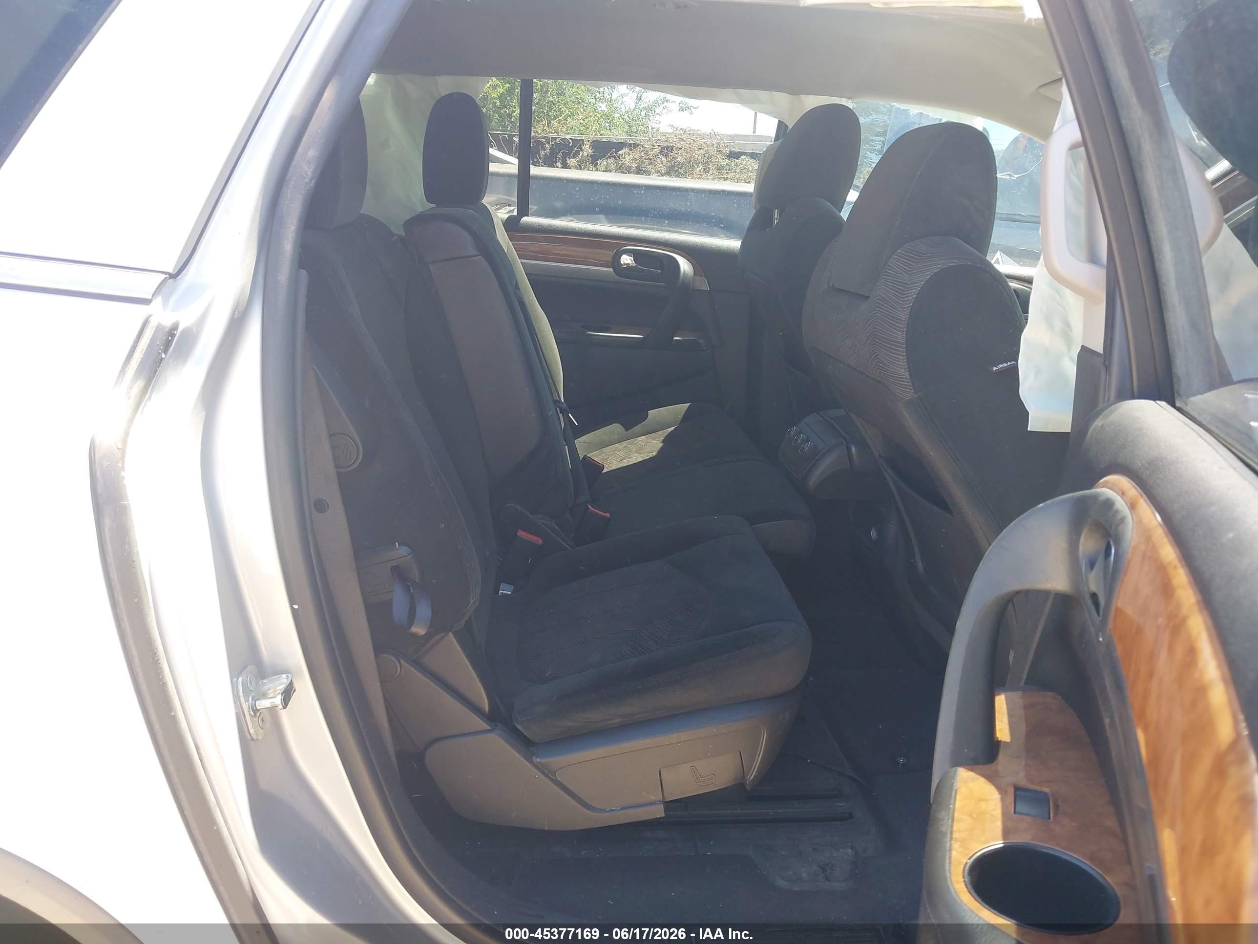 2012 Buick Enclave Convenience Silver vin: 5GAKVBED3CJ320074