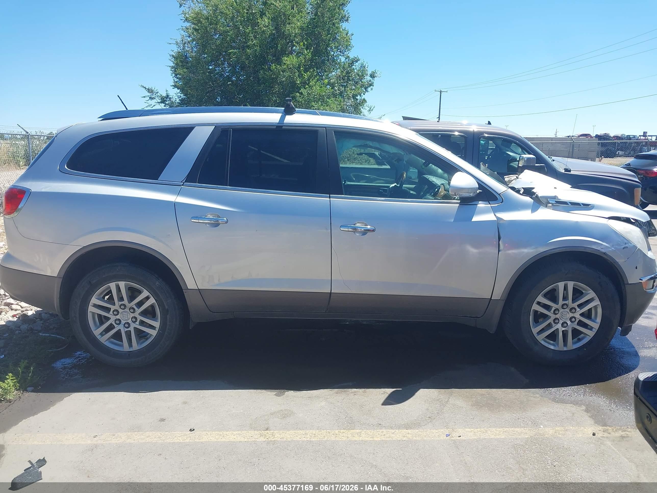 2012 Buick Enclave Convenience Silver vin: 5GAKVBED3CJ320074