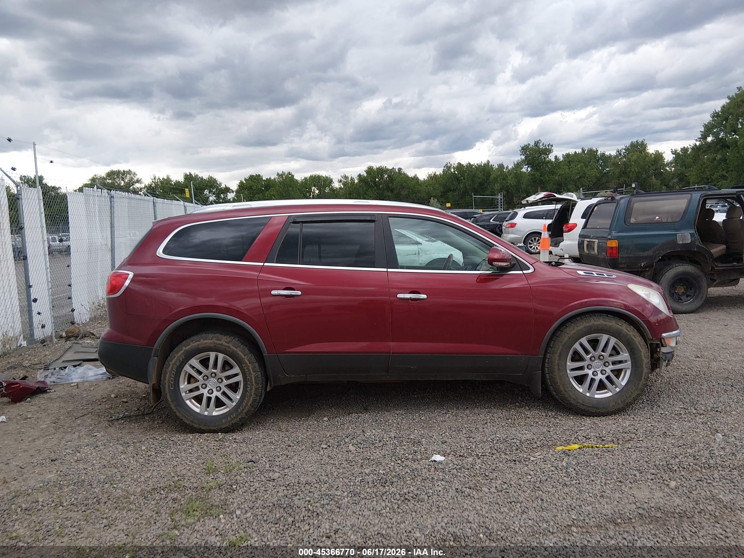 2011 Buick Enclave 1xl Red vin: 5GAKVBED4BJ114177