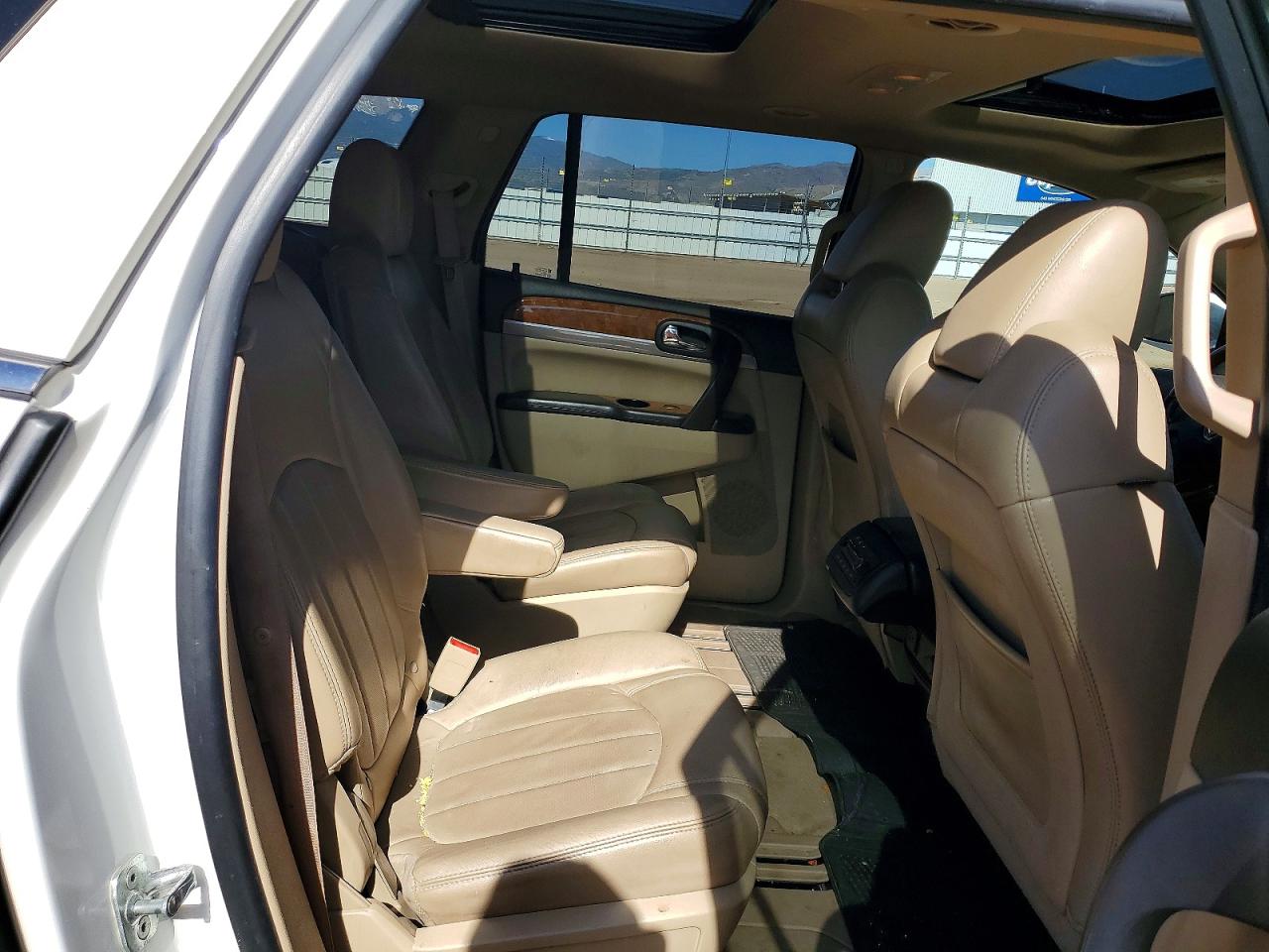 2011 Buick Enclave Cxl White vin: 5GAKVBED4BJ299654
