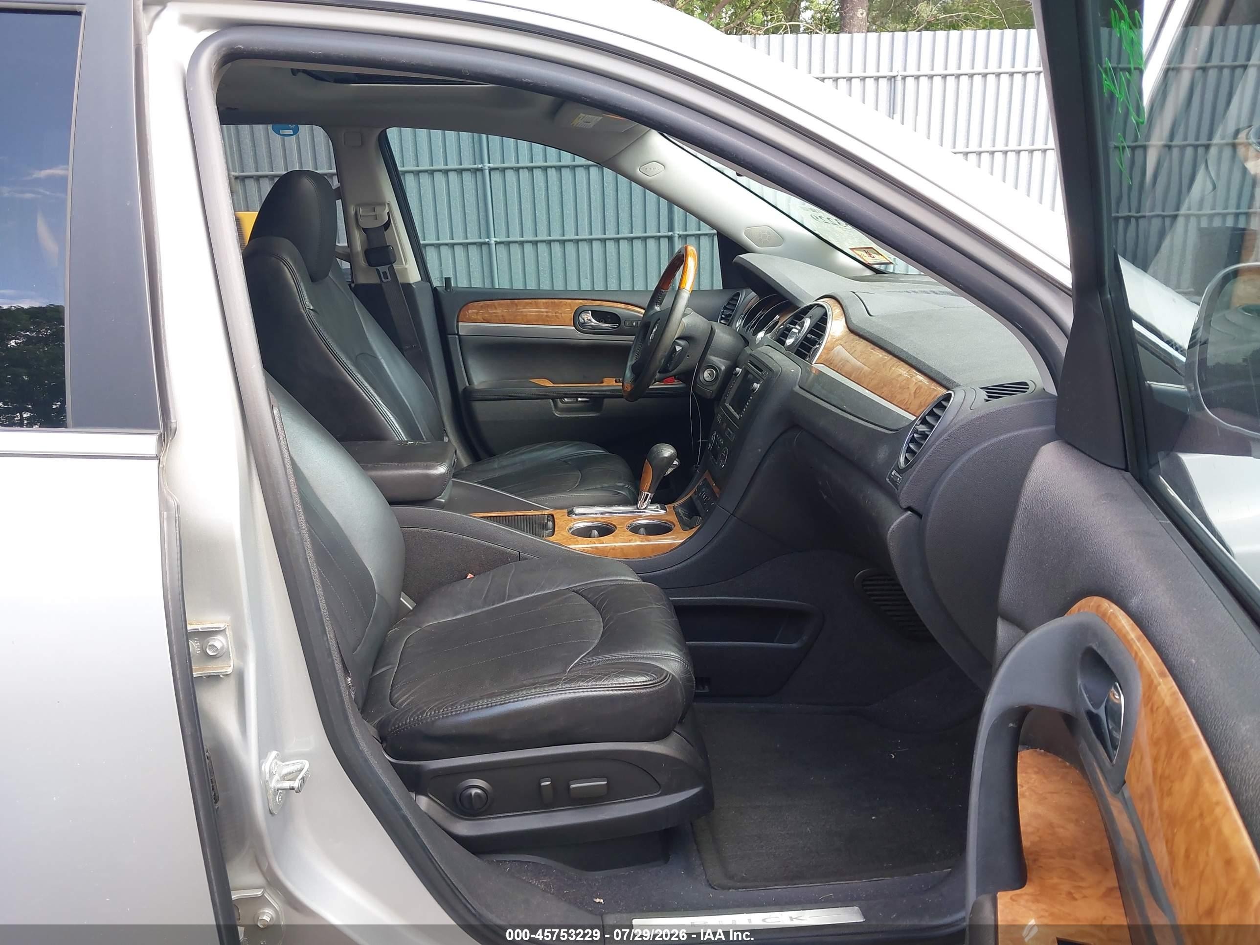 2011 Buick Enclave 1xl Silver vin: 5GAKVBED5BJ356105