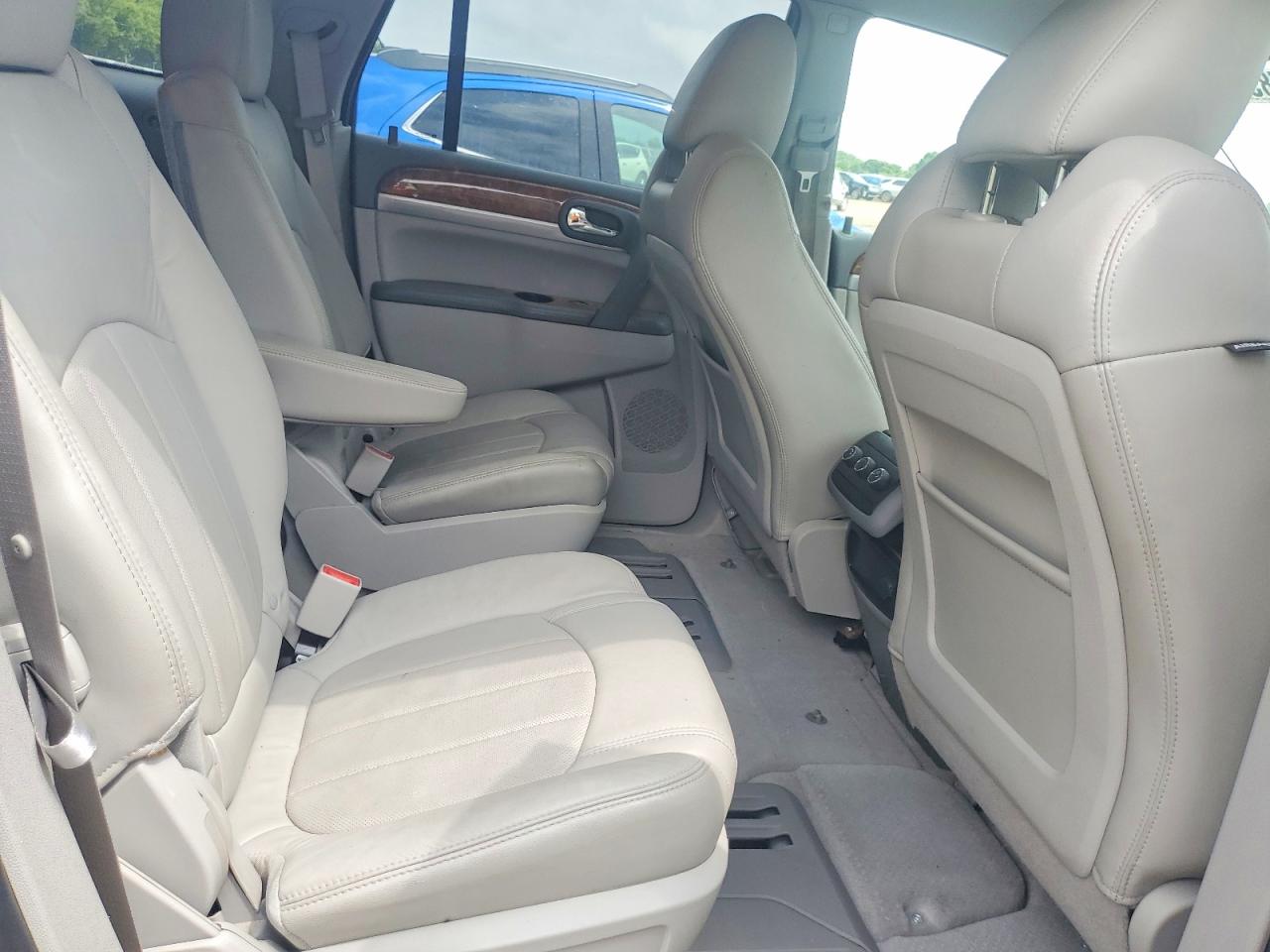2011 Buick Enclave Silver vin: 5GAKVBED7BJ380681