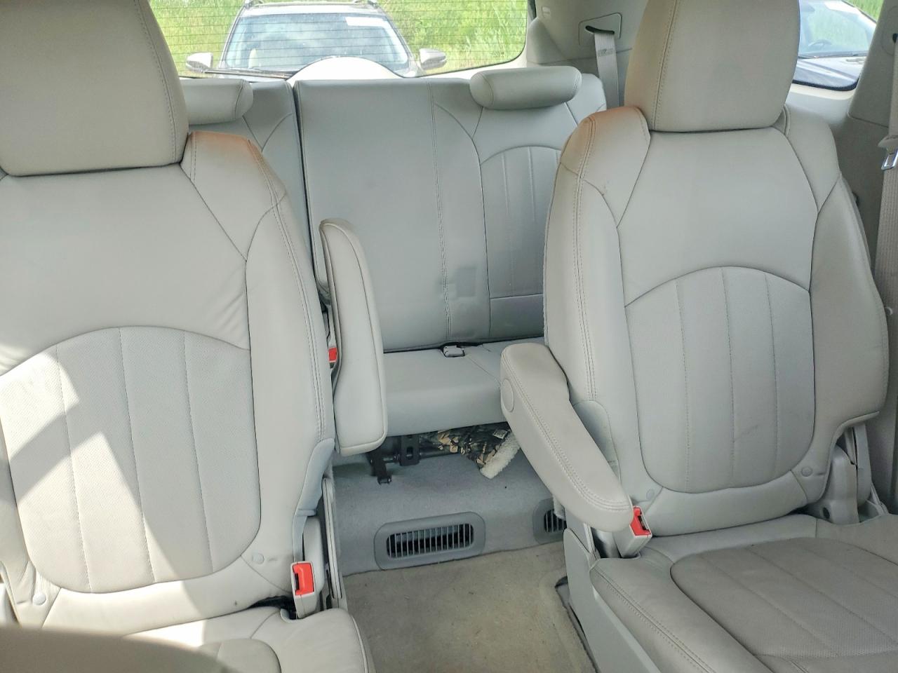 2011 Buick Enclave Silver vin: 5GAKVBED7BJ380681