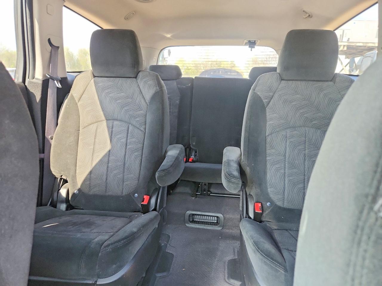 2012 Buick Enclave Gray vin: 5GAKVBED8CJ311953