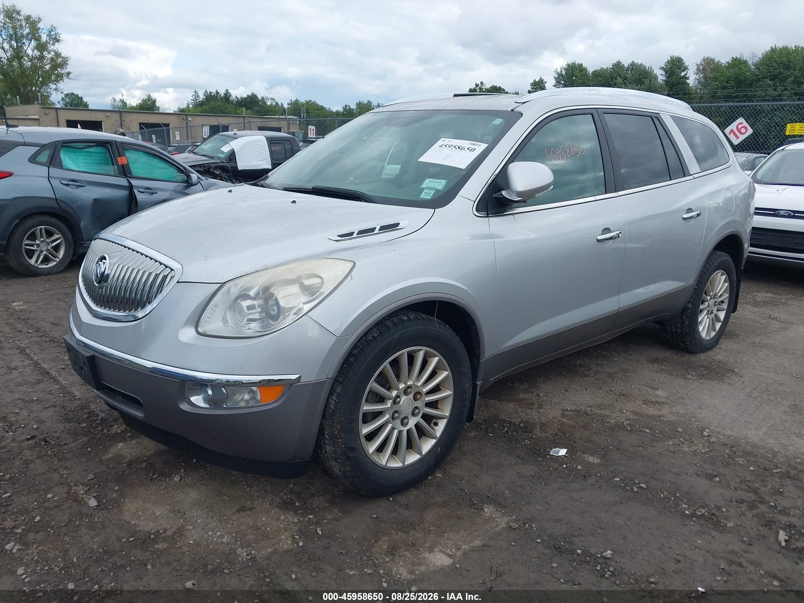2011 Buick Enclave 1xl Silver vin: 5GAKVBED9BJ385638