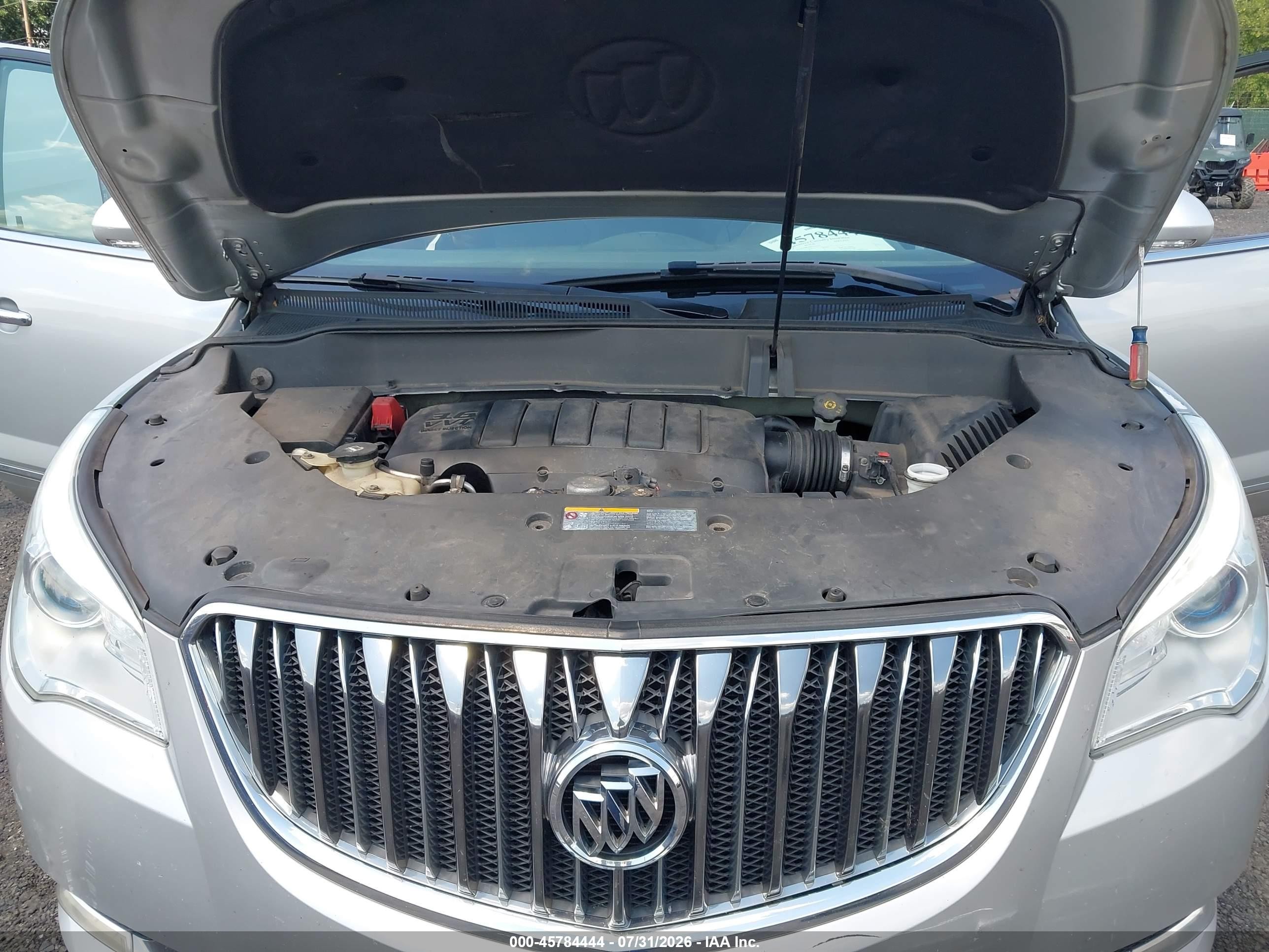 2014 Buick Enclave Leather Silver vin: 5GAKVBKD0EJ111771
